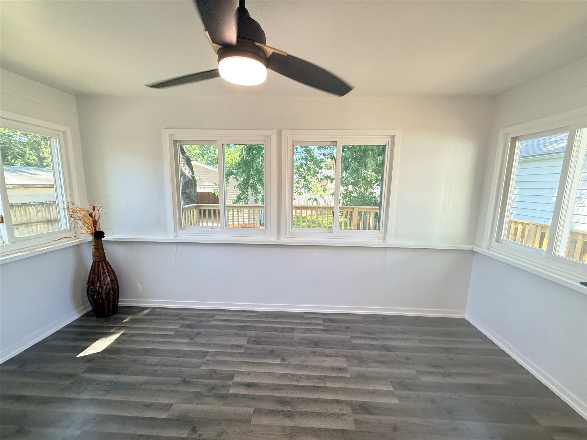 3126 State Avenue Property Photo 8