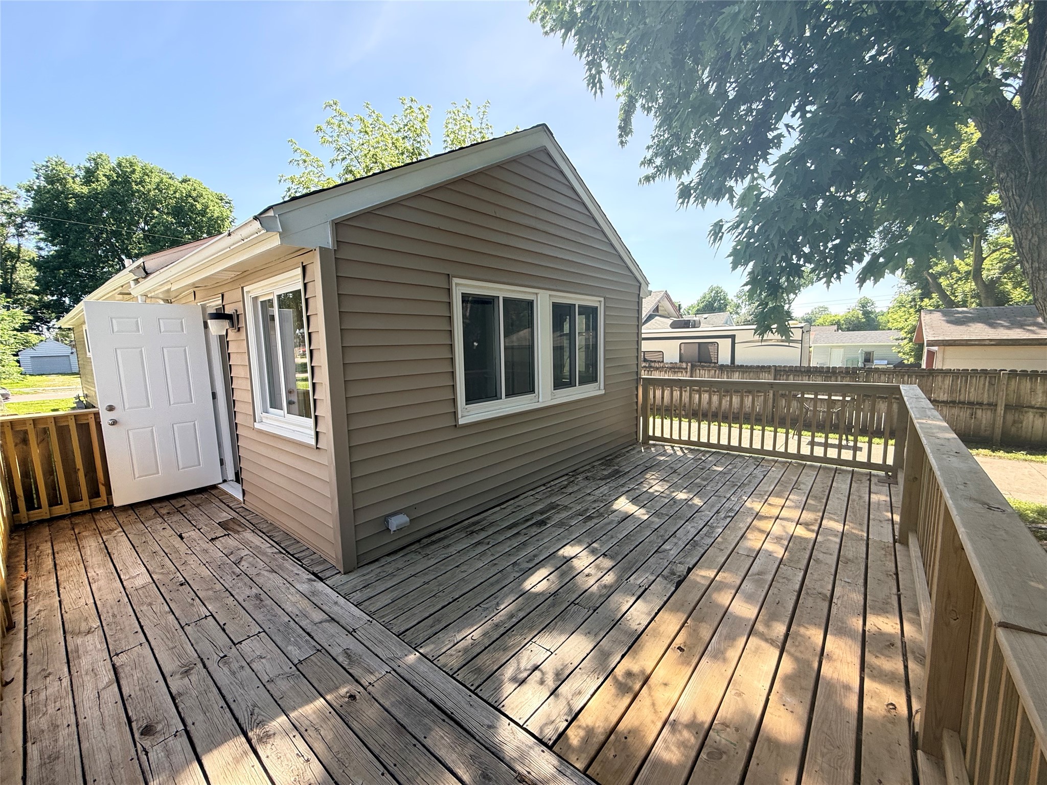 3126 State Avenue Property Photo 10