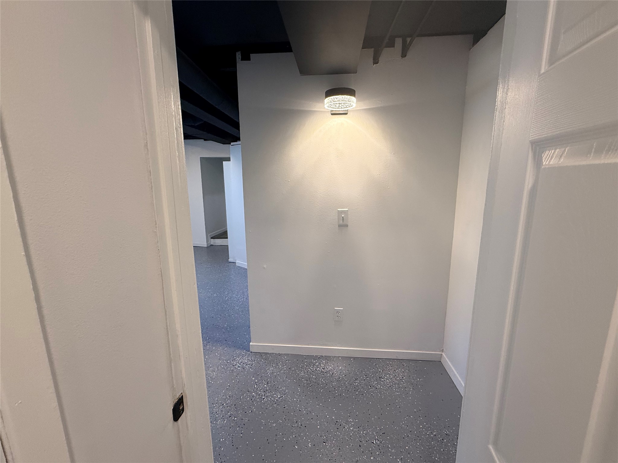 3126 State Avenue Property Photo 18