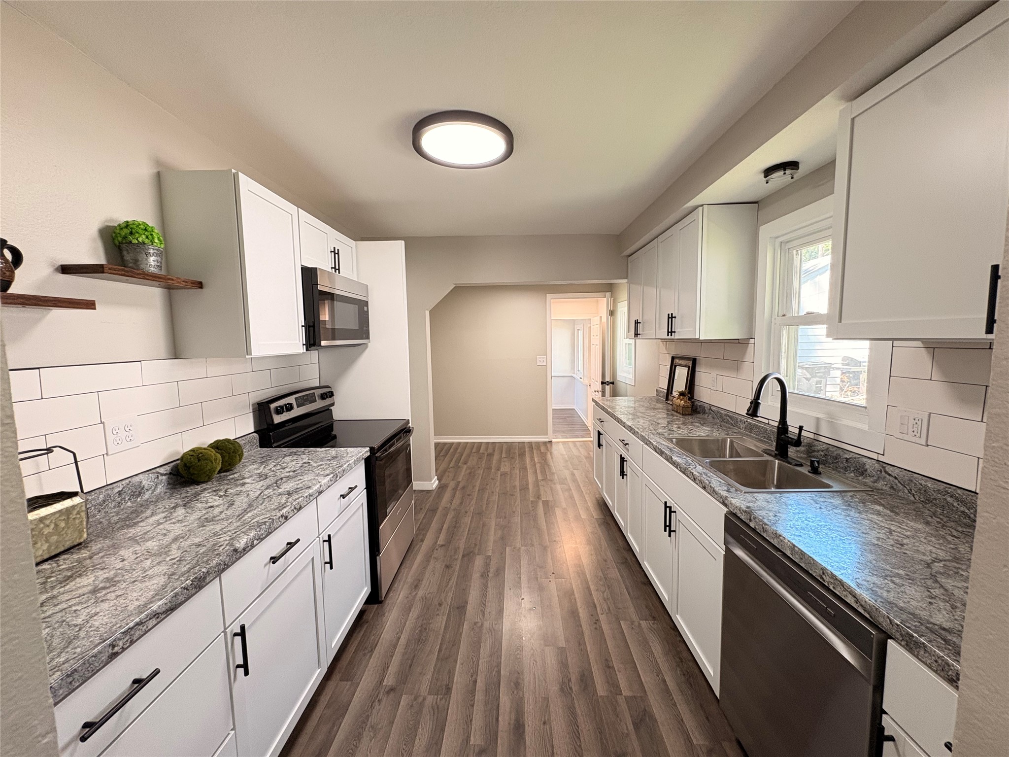 3126 State Avenue Property Photo 20