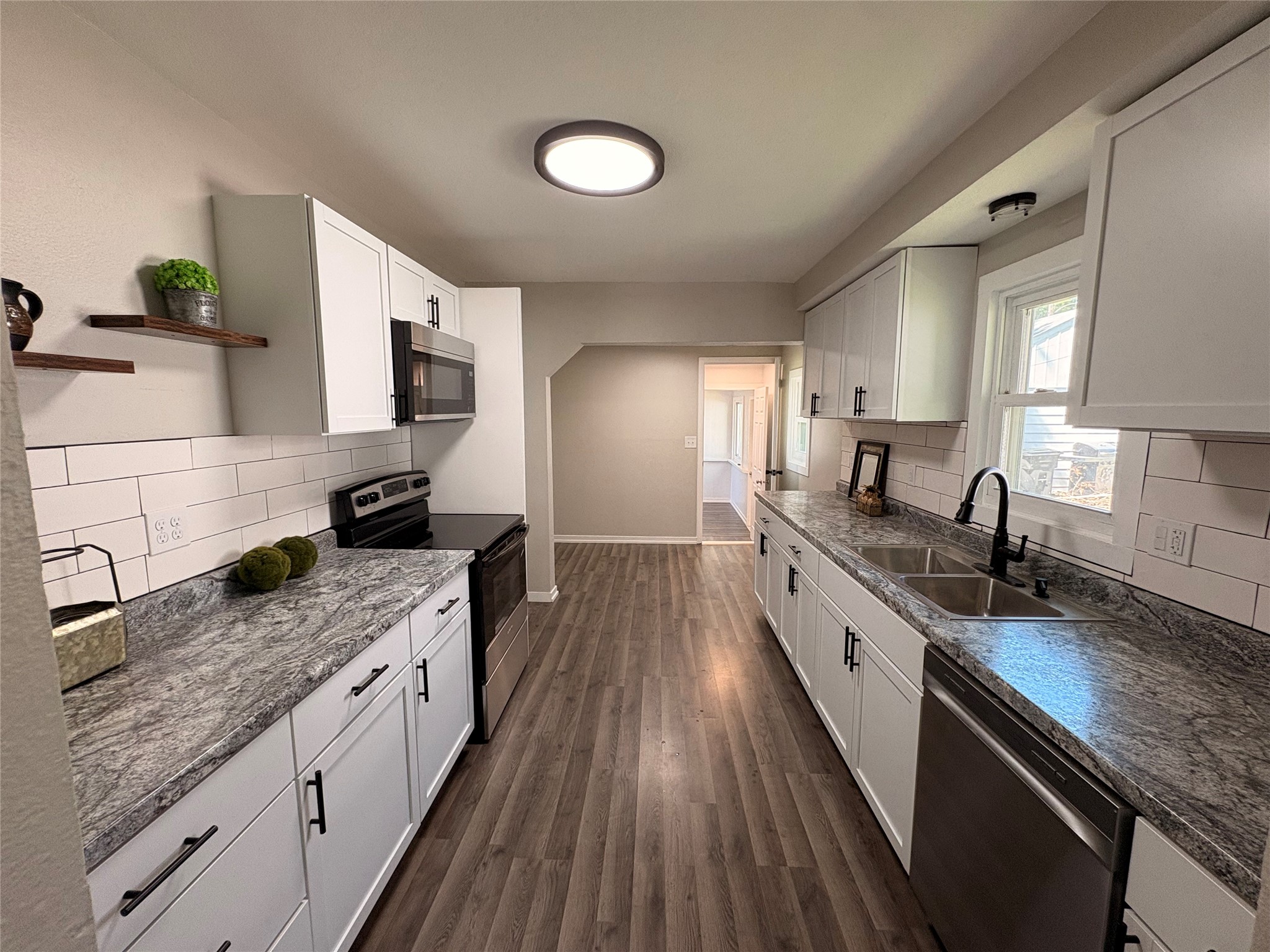 3126 State Avenue Property Photo 22