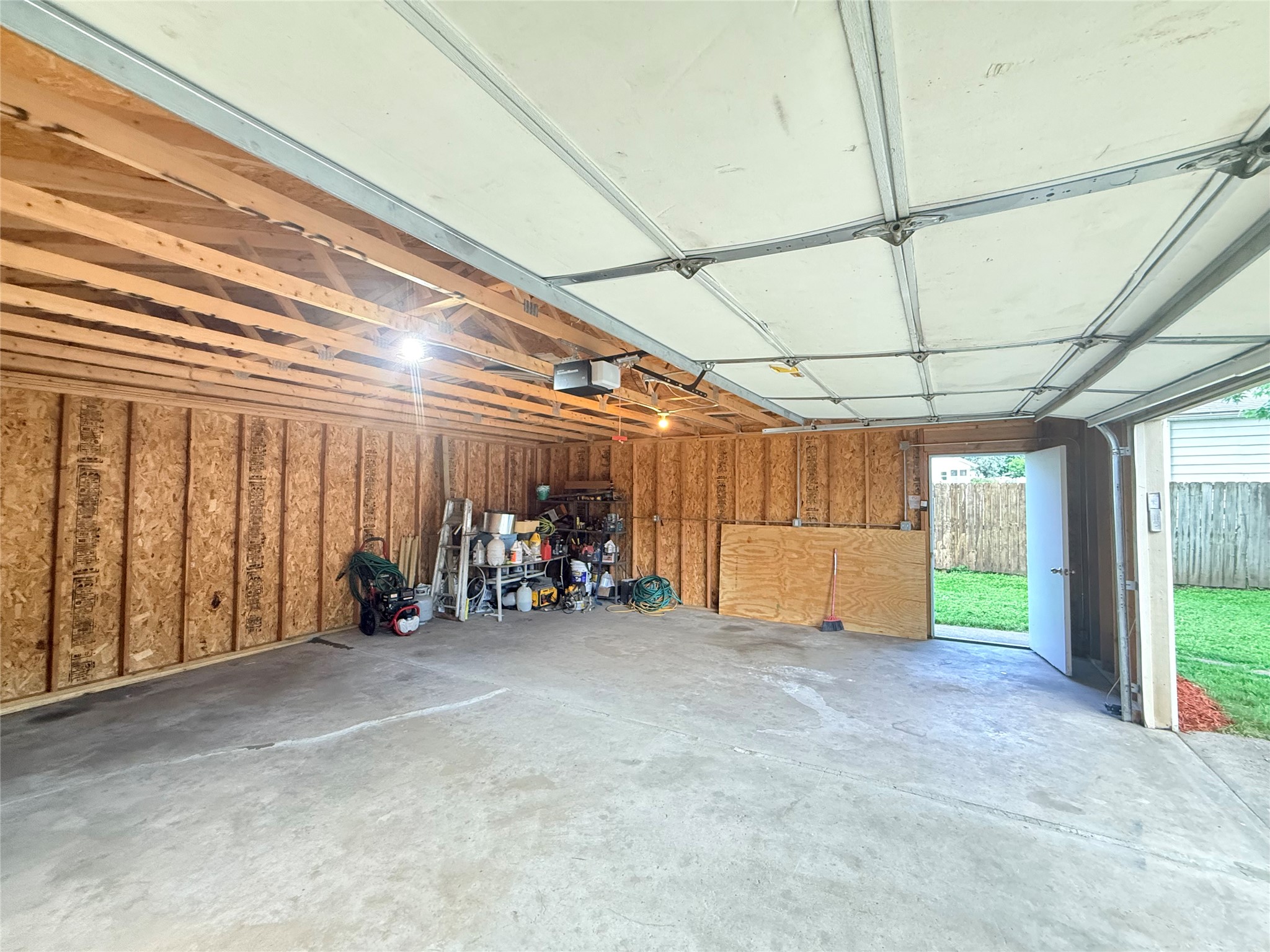 3126 State Avenue Property Photo 26