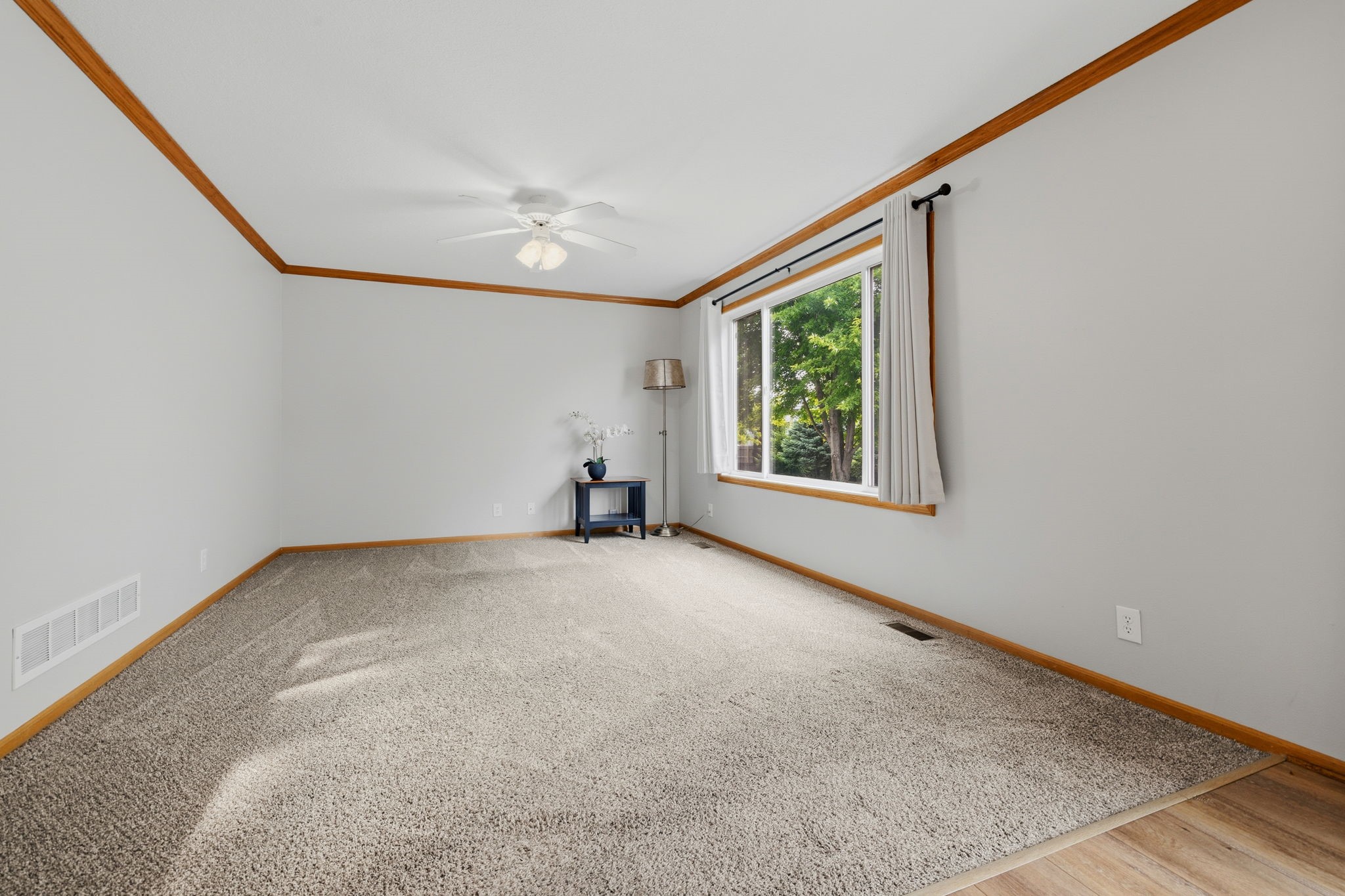 1002 Poe Avenue Property Photo 5