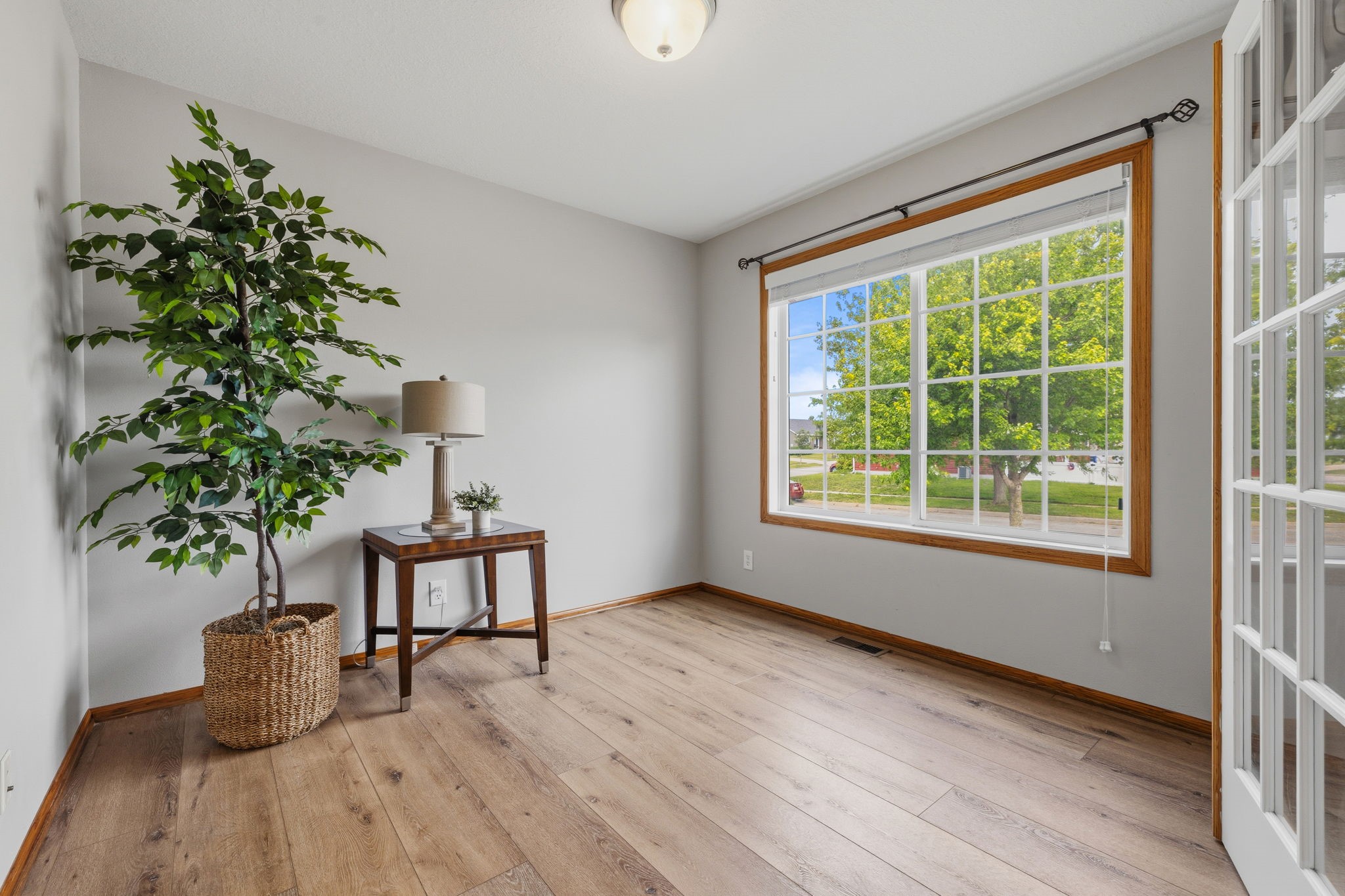 1002 Poe Avenue Property Photo 14