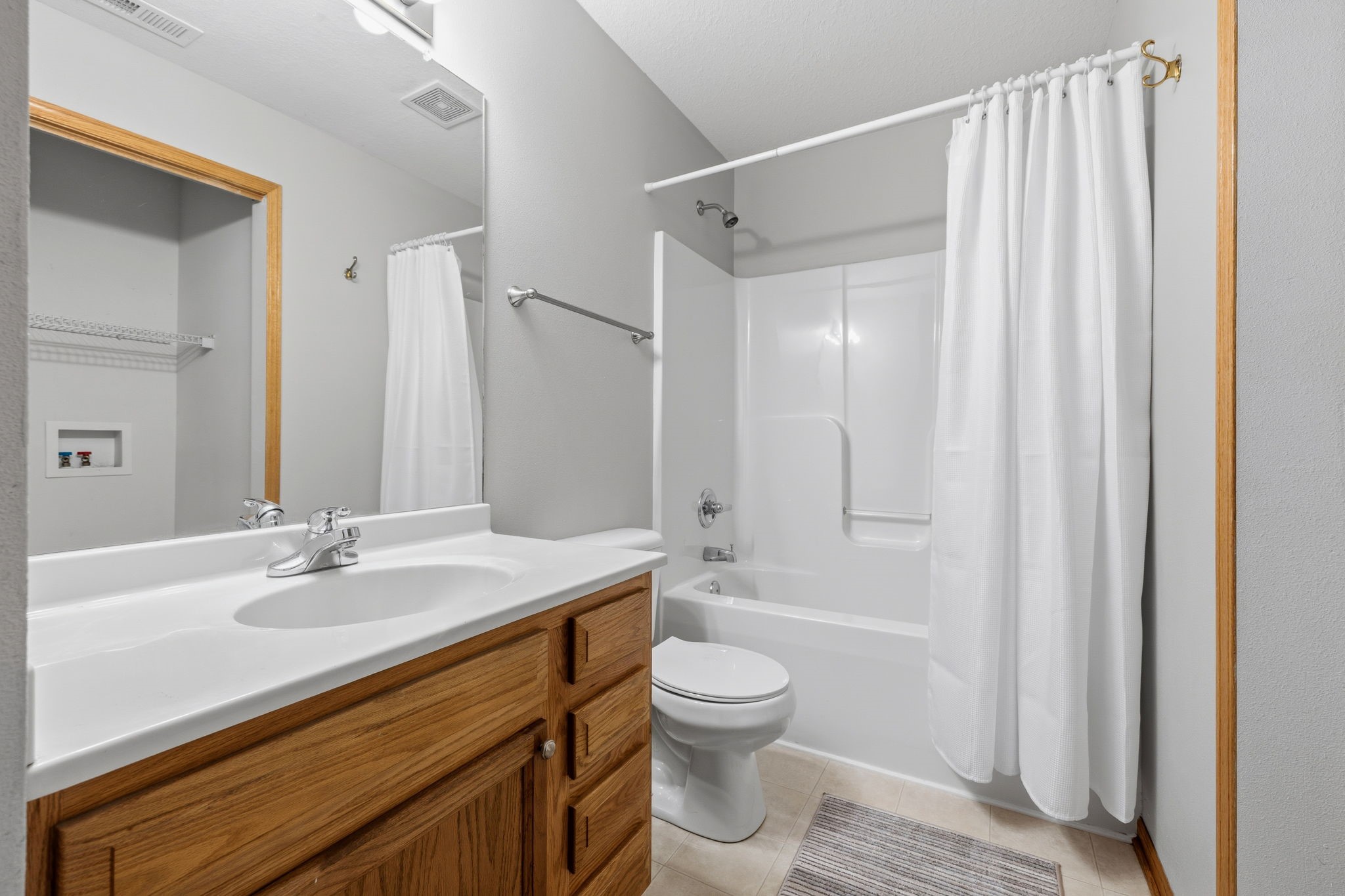 1002 Poe Avenue Property Photo 17