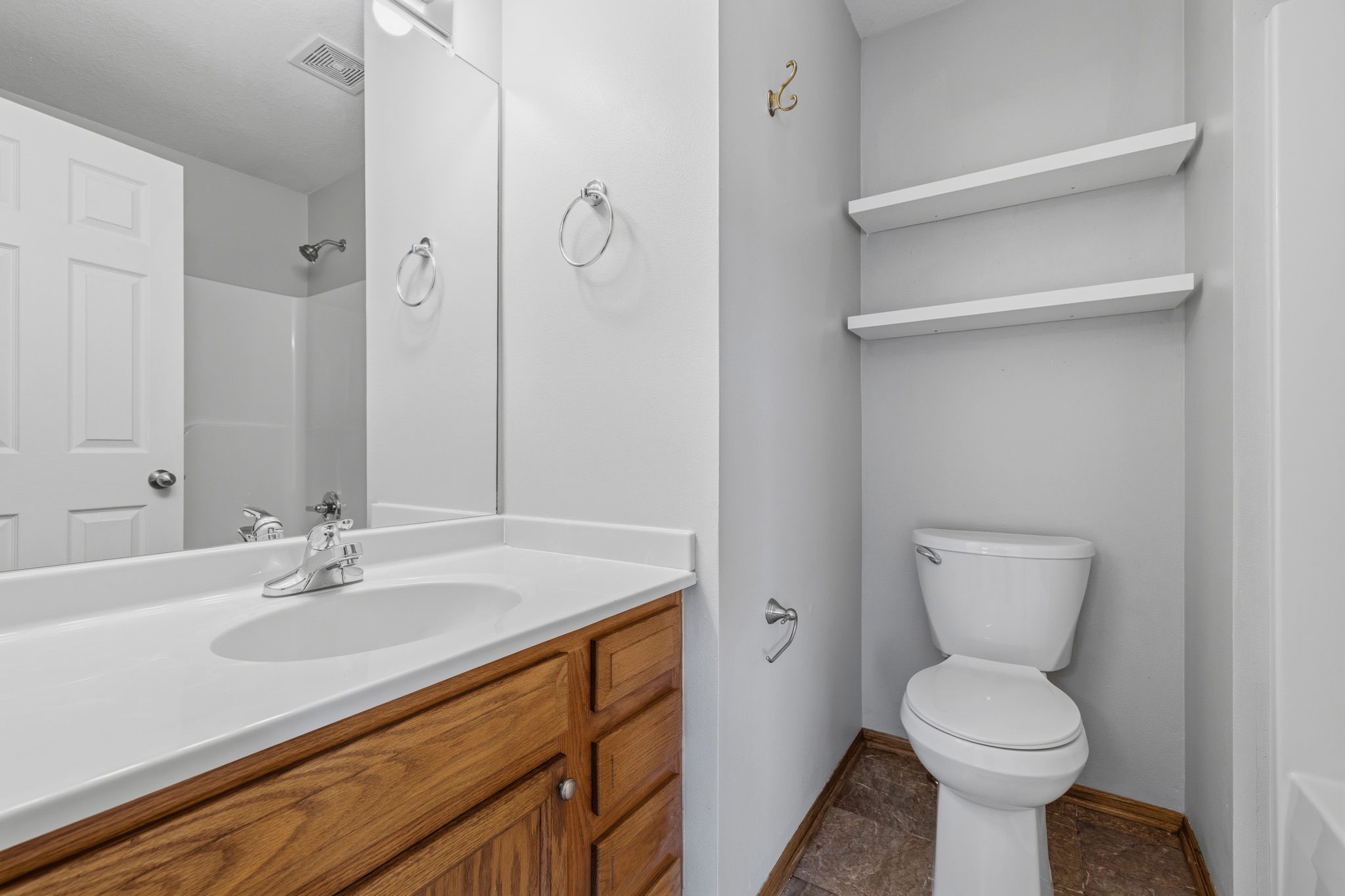 1002 Poe Avenue Property Photo 20