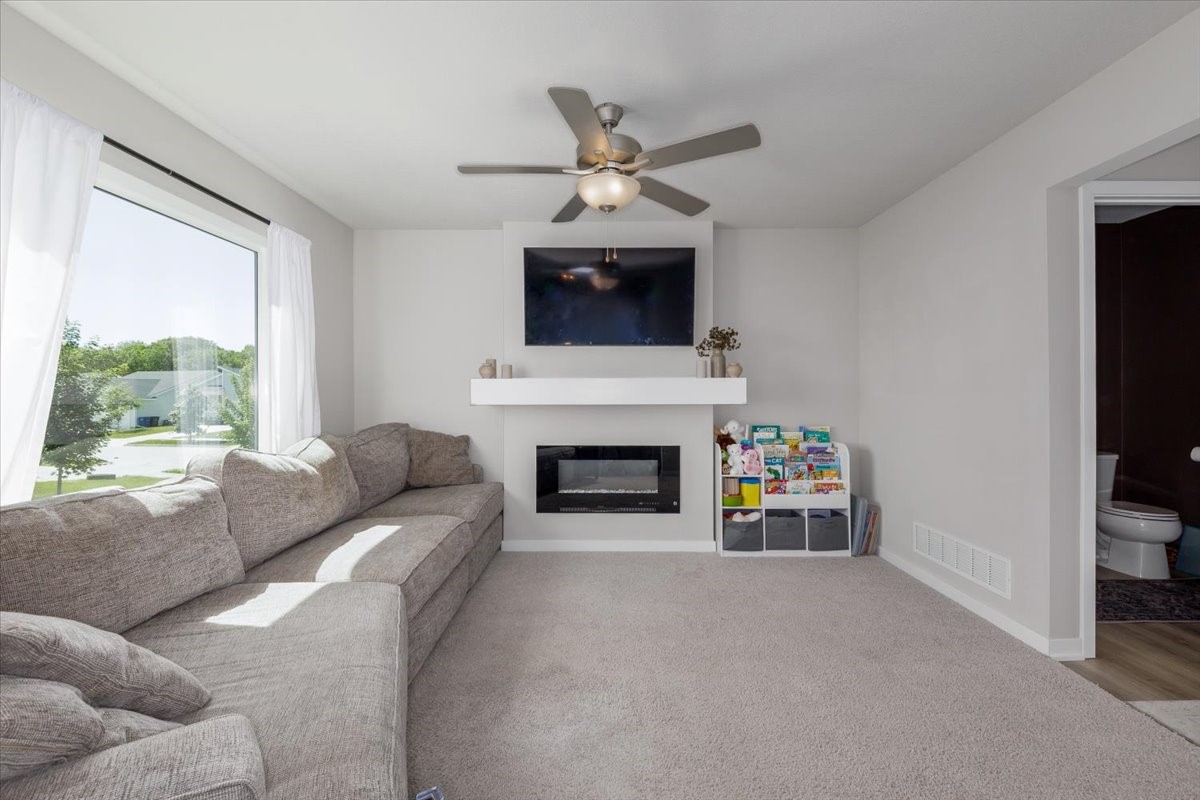 4420 E 44th Street Property Photo 12