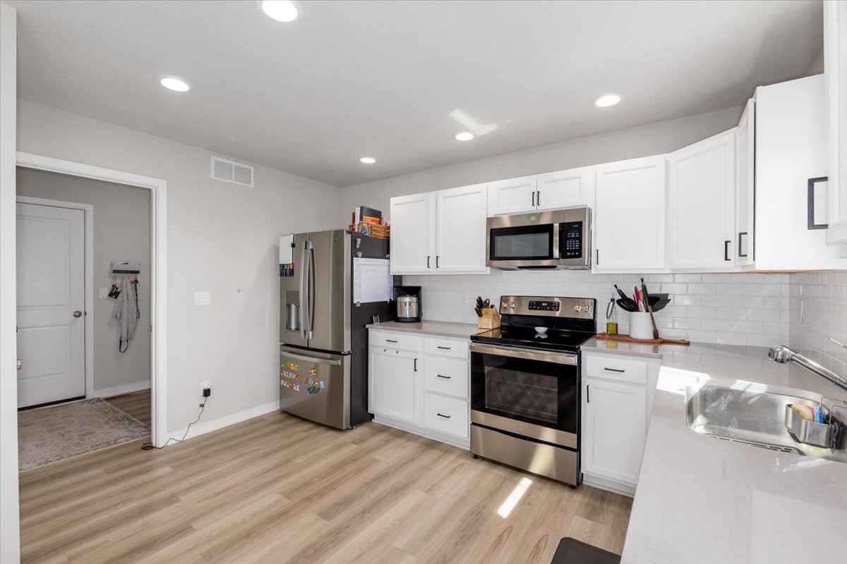 4420 E 44th Street Property Photo 15