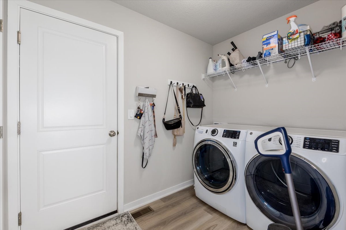 4420 E 44th Street Property Photo 18