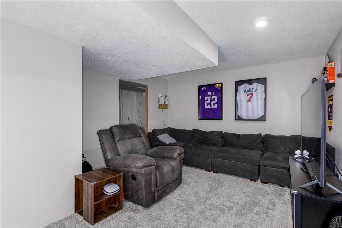 4420 E 44th Street Property Photo 19