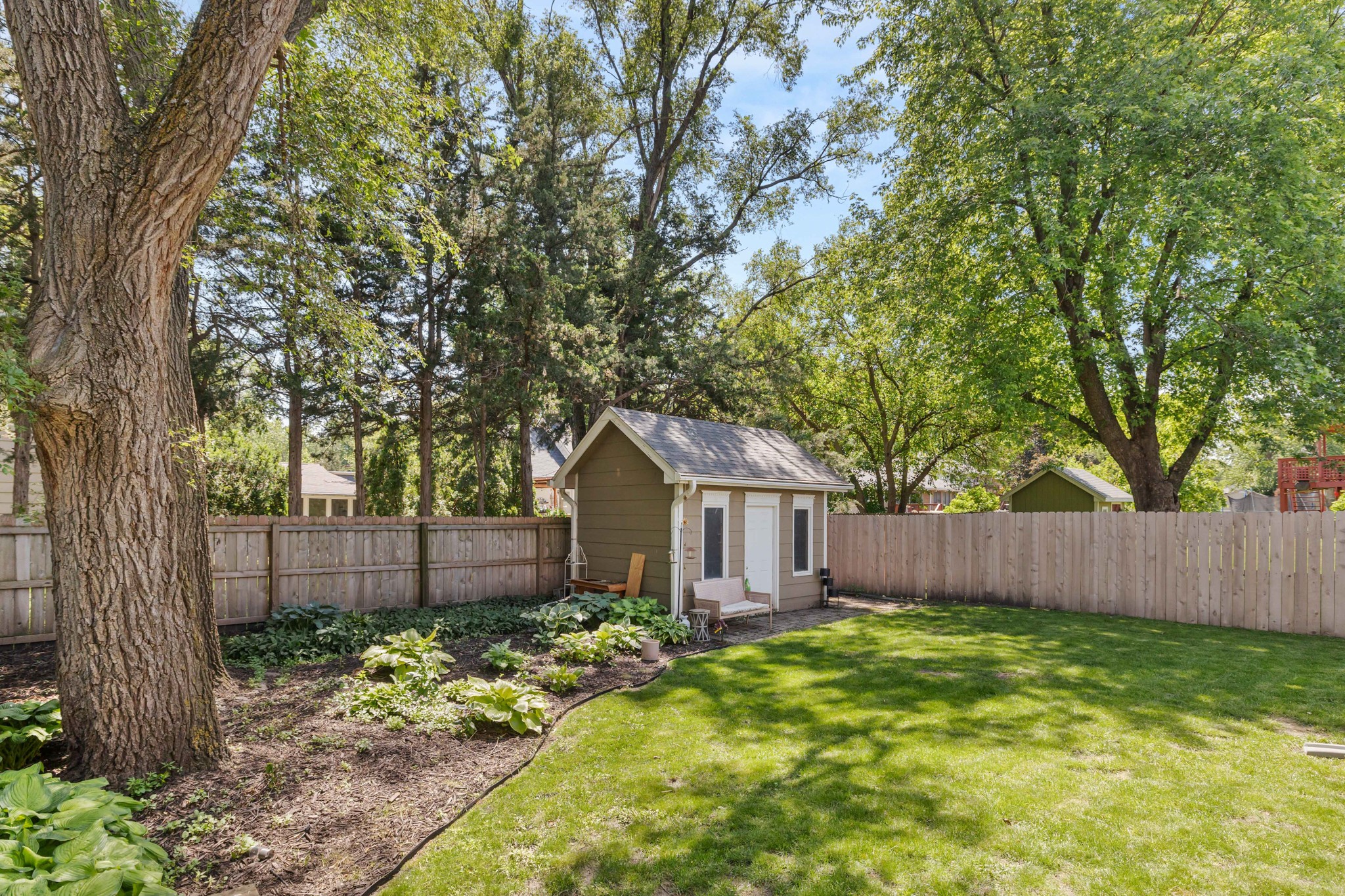4312 46th Street Property Photo 4