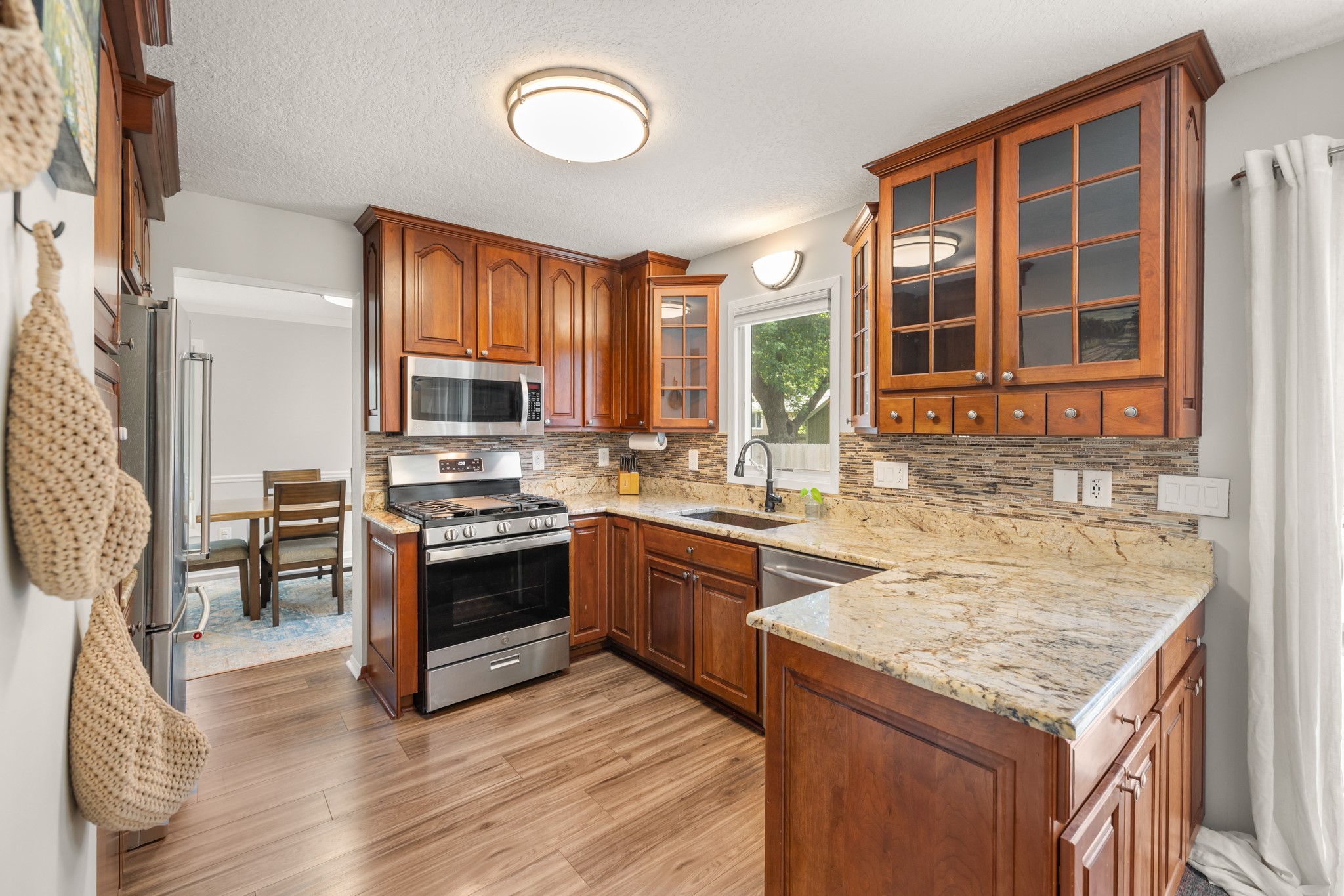 4312 46th Street Property Photo 12