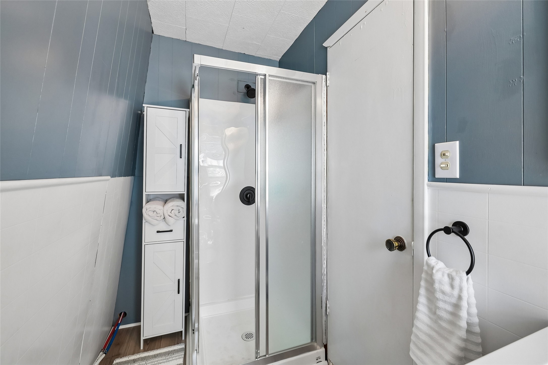 6033 N Lakeshore Drive Property Photo 20
