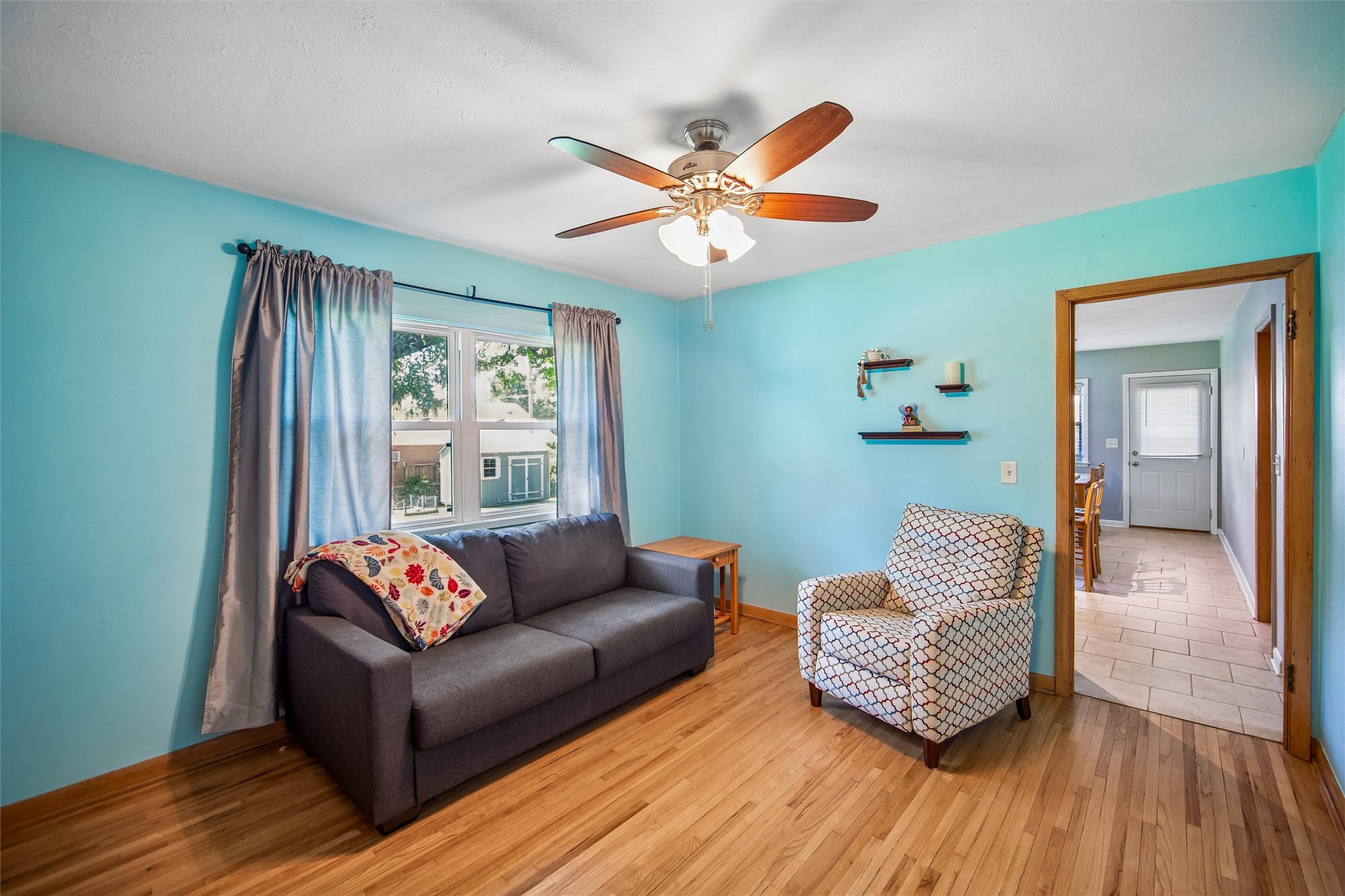 564 Sw Goodwin Street Property Photo 11