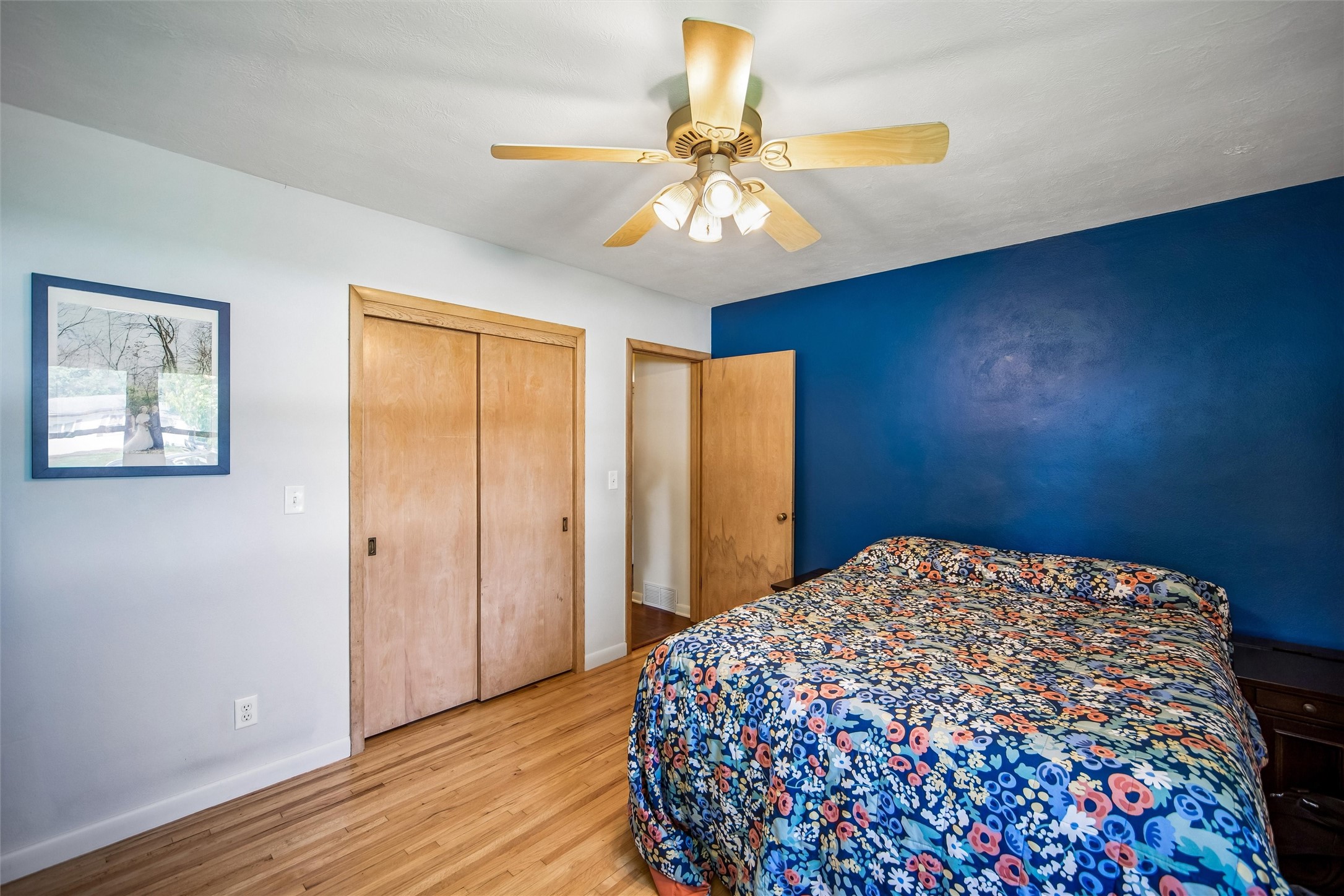 564 Sw Goodwin Street Property Photo 14