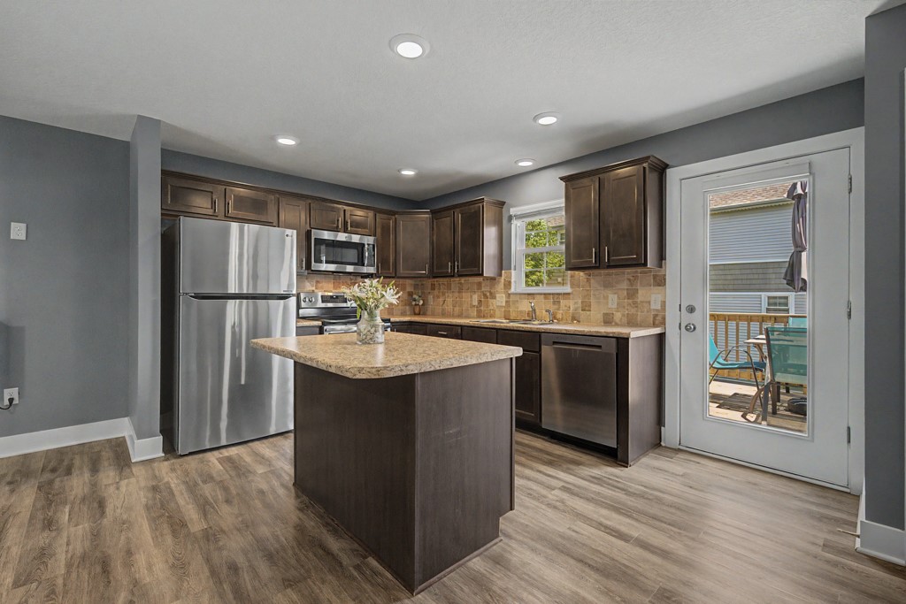 4305 153rd Place Property Photo 8