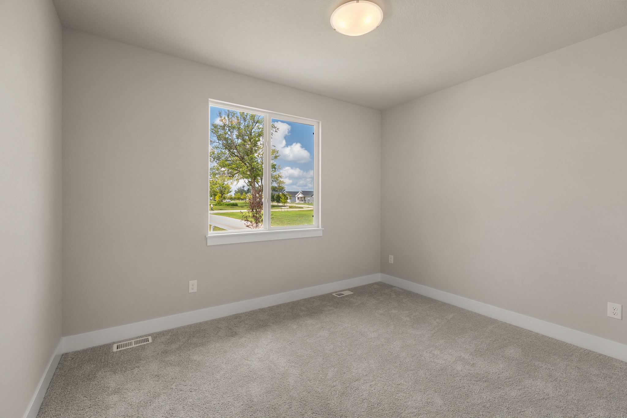 304 Veterans Boulevard Property Photo 19