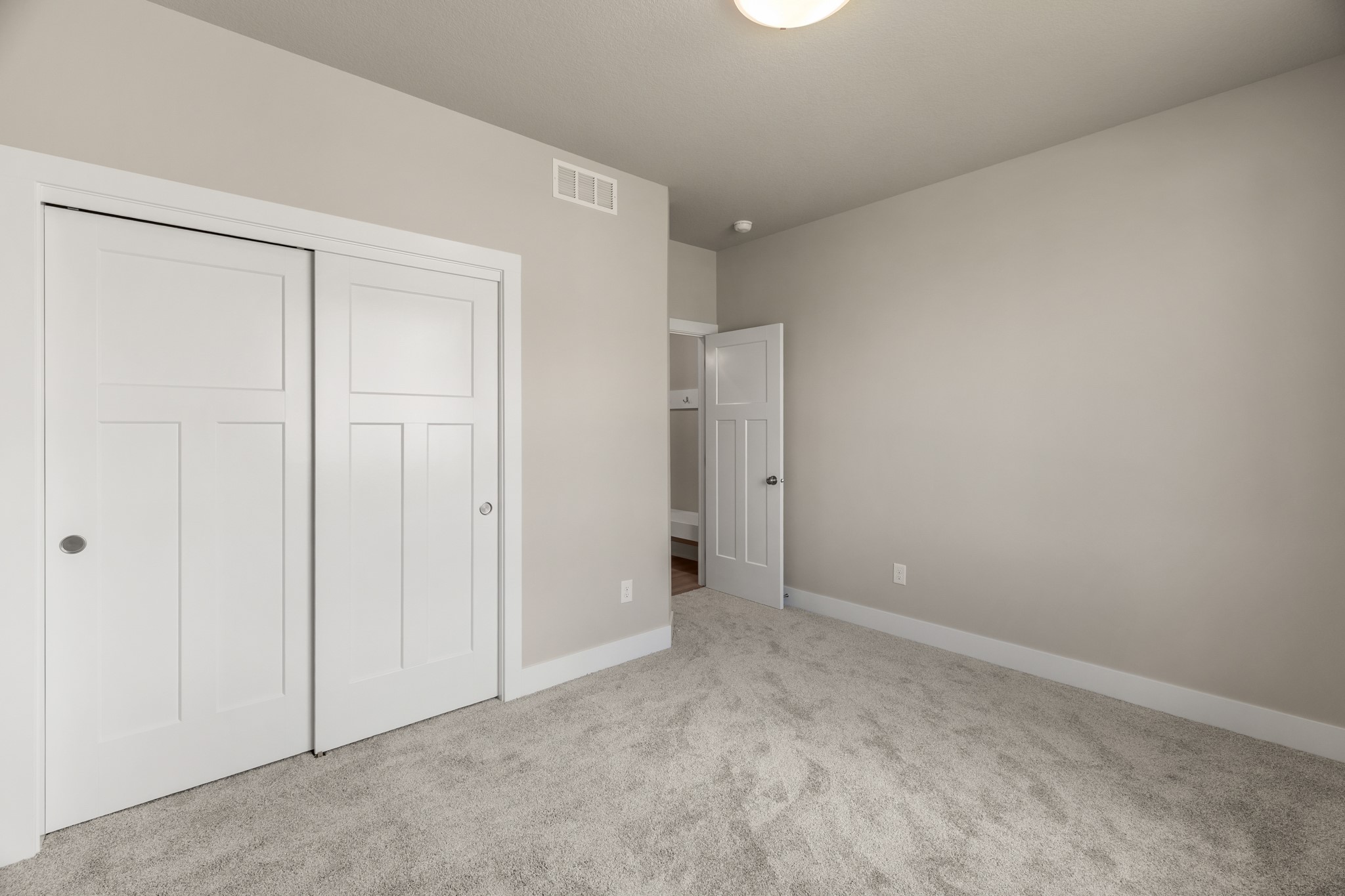 304 Veterans Boulevard Property Photo 20