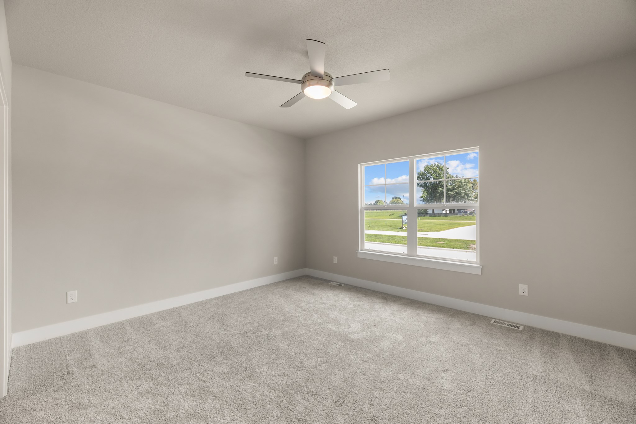 304 Veterans Boulevard Property Photo 22