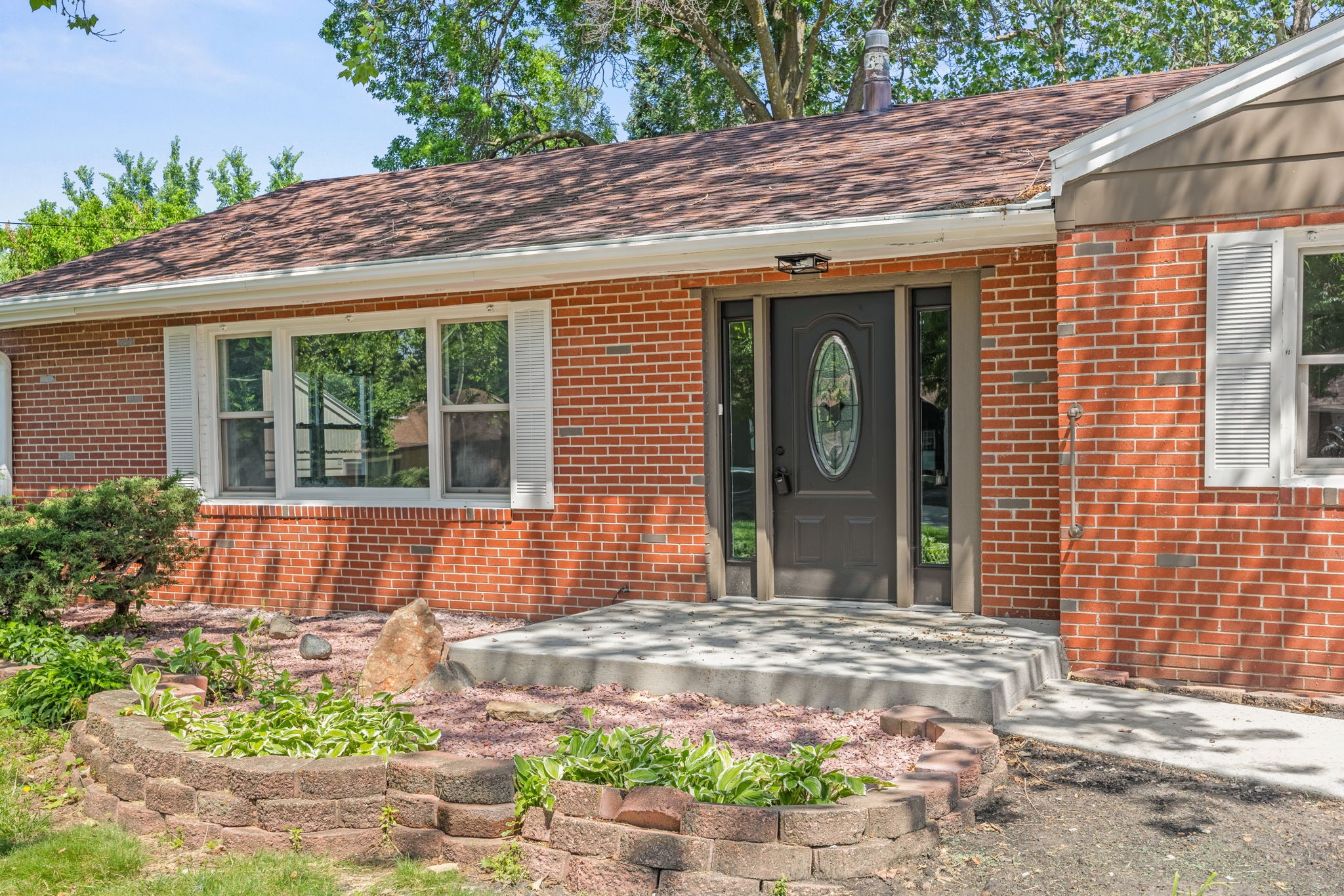 6619 Sunset Terrace Property Photo 1