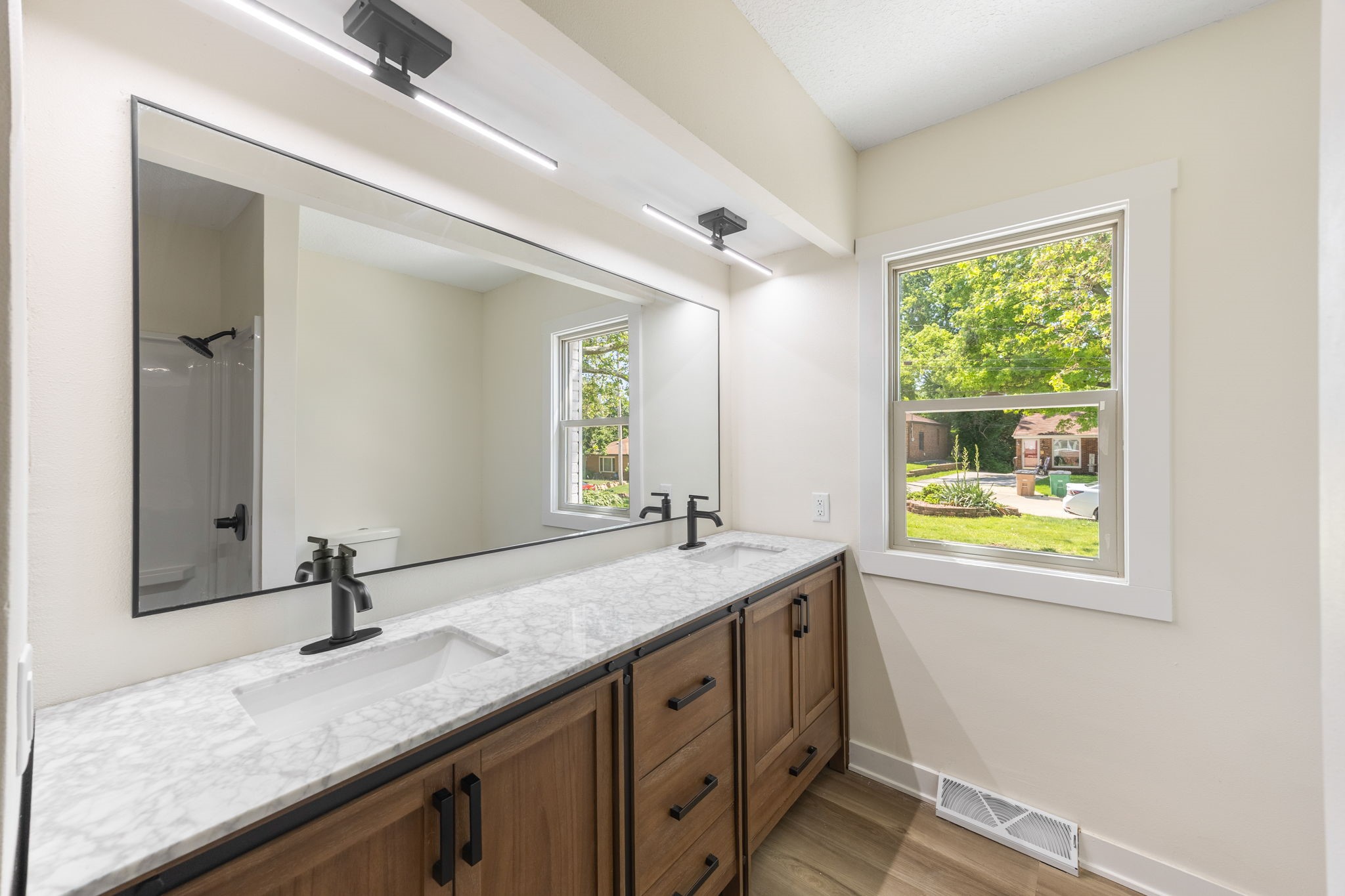 6619 Sunset Terrace Property Photo 13