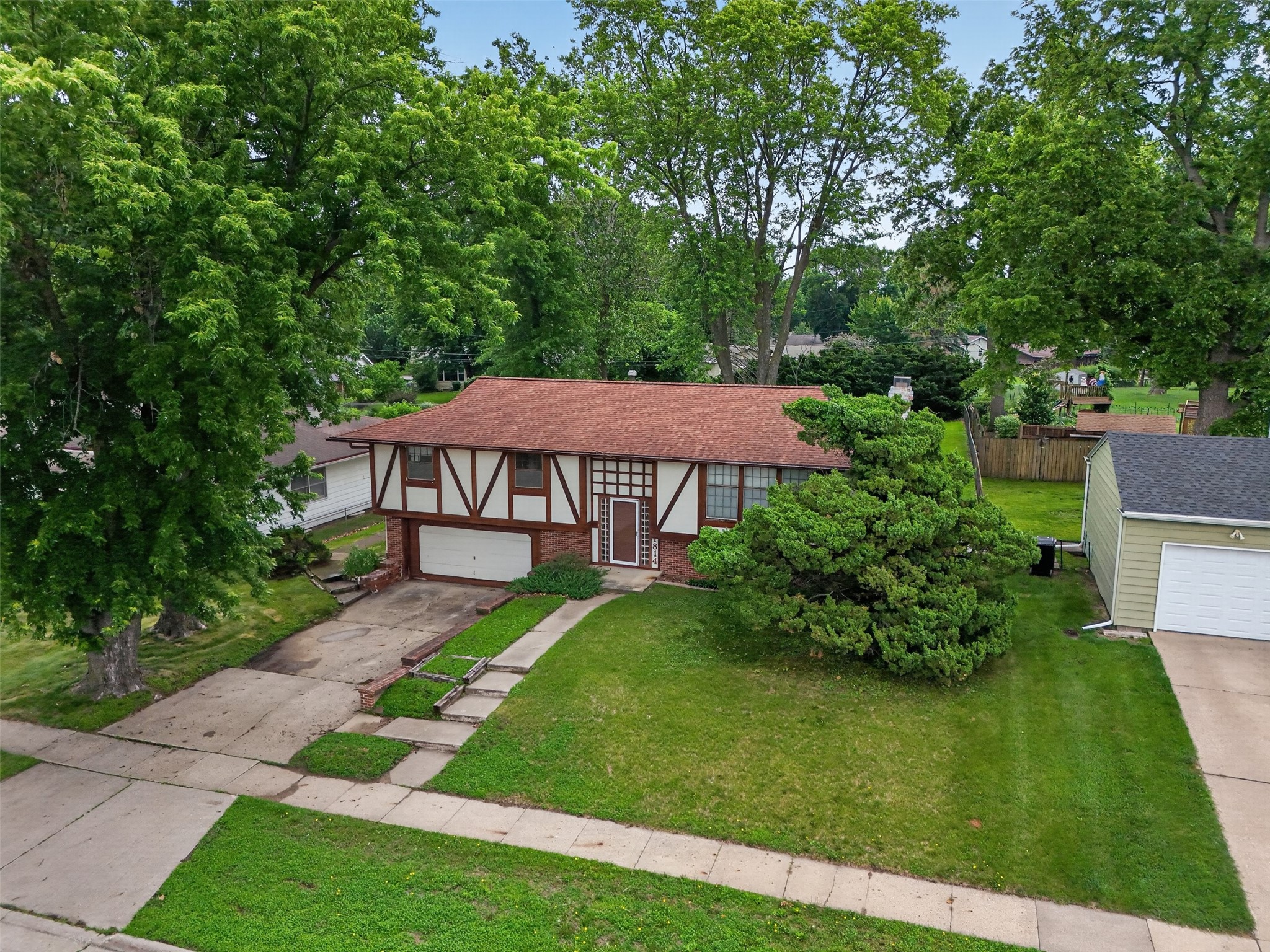 1814 Duff Avenue Property Photo 2