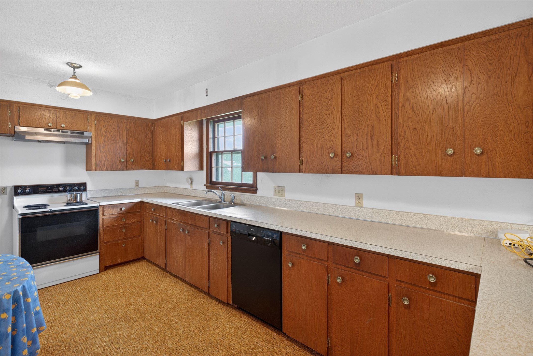 1814 Duff Avenue Property Photo 9
