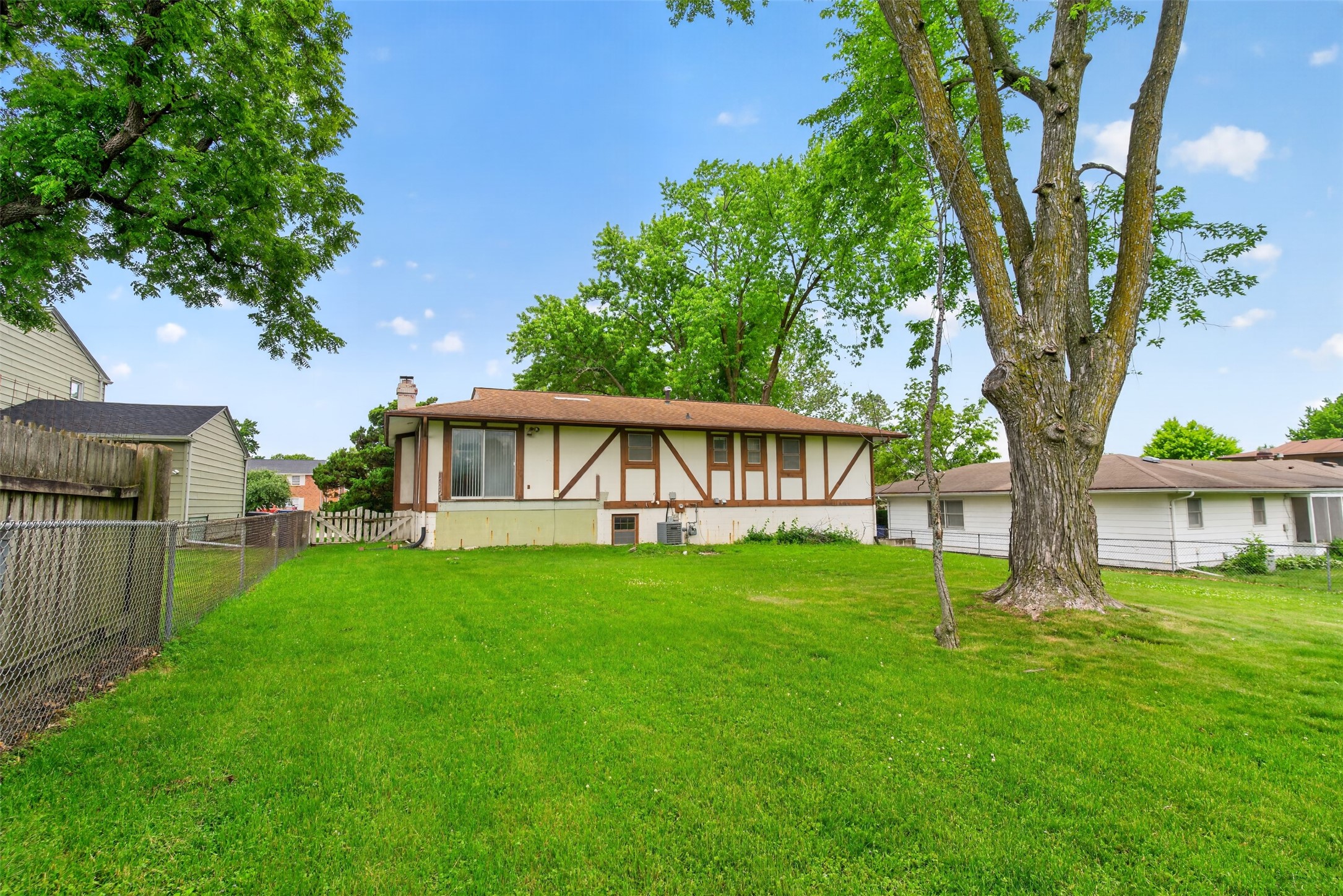 1814 Duff Avenue Property Photo 24