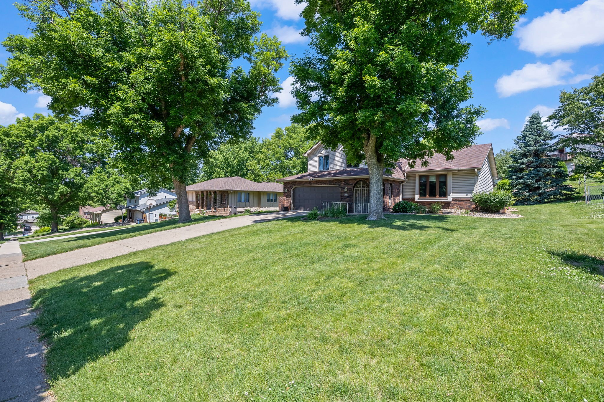 2611 Thornton Avenue Property Photo 2