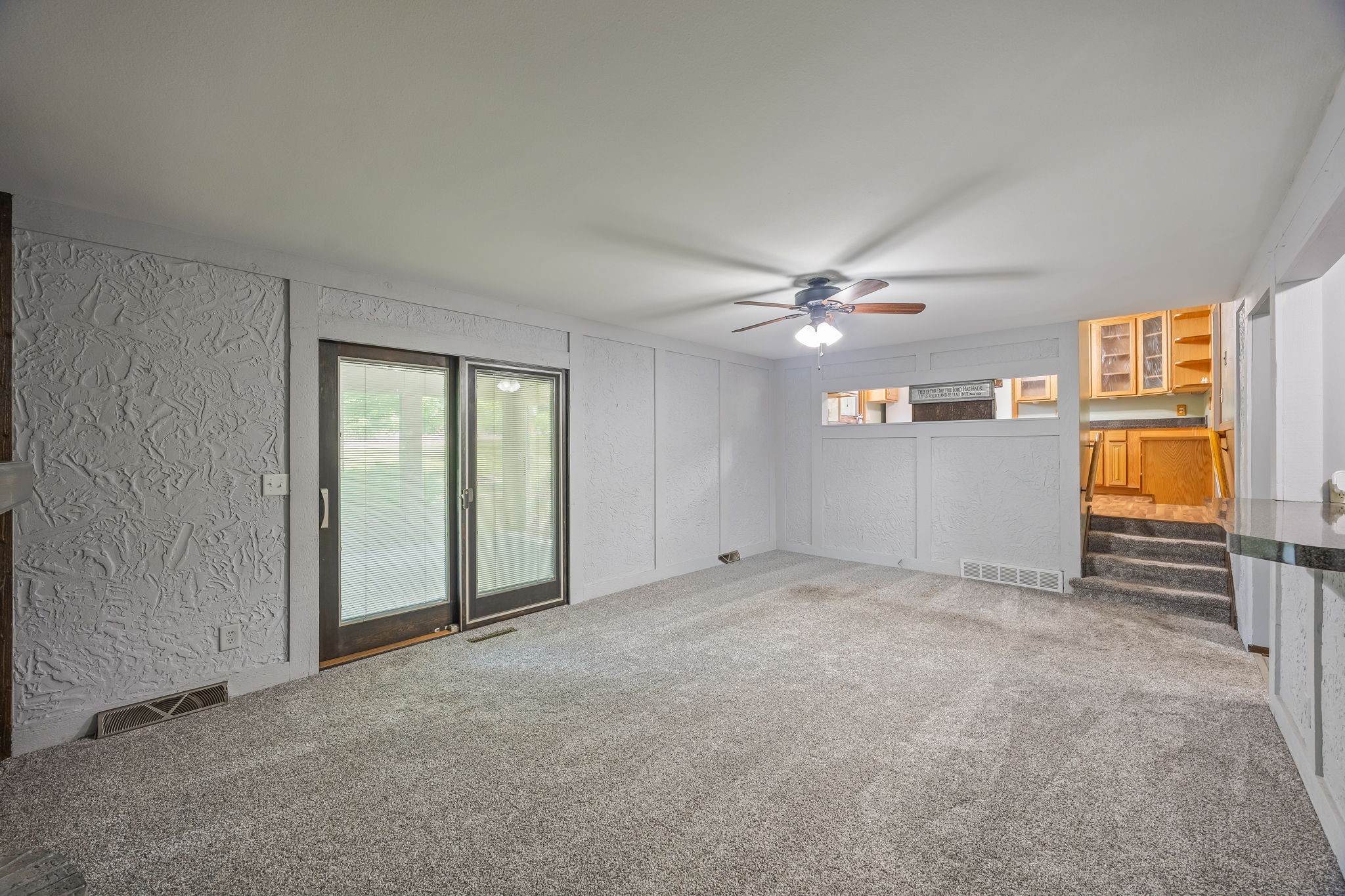 2611 Thornton Avenue Property Photo 26