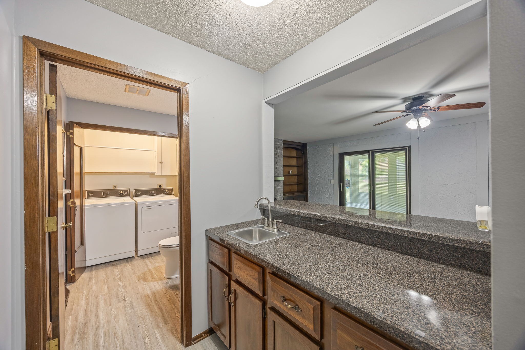 2611 Thornton Avenue Property Photo 30
