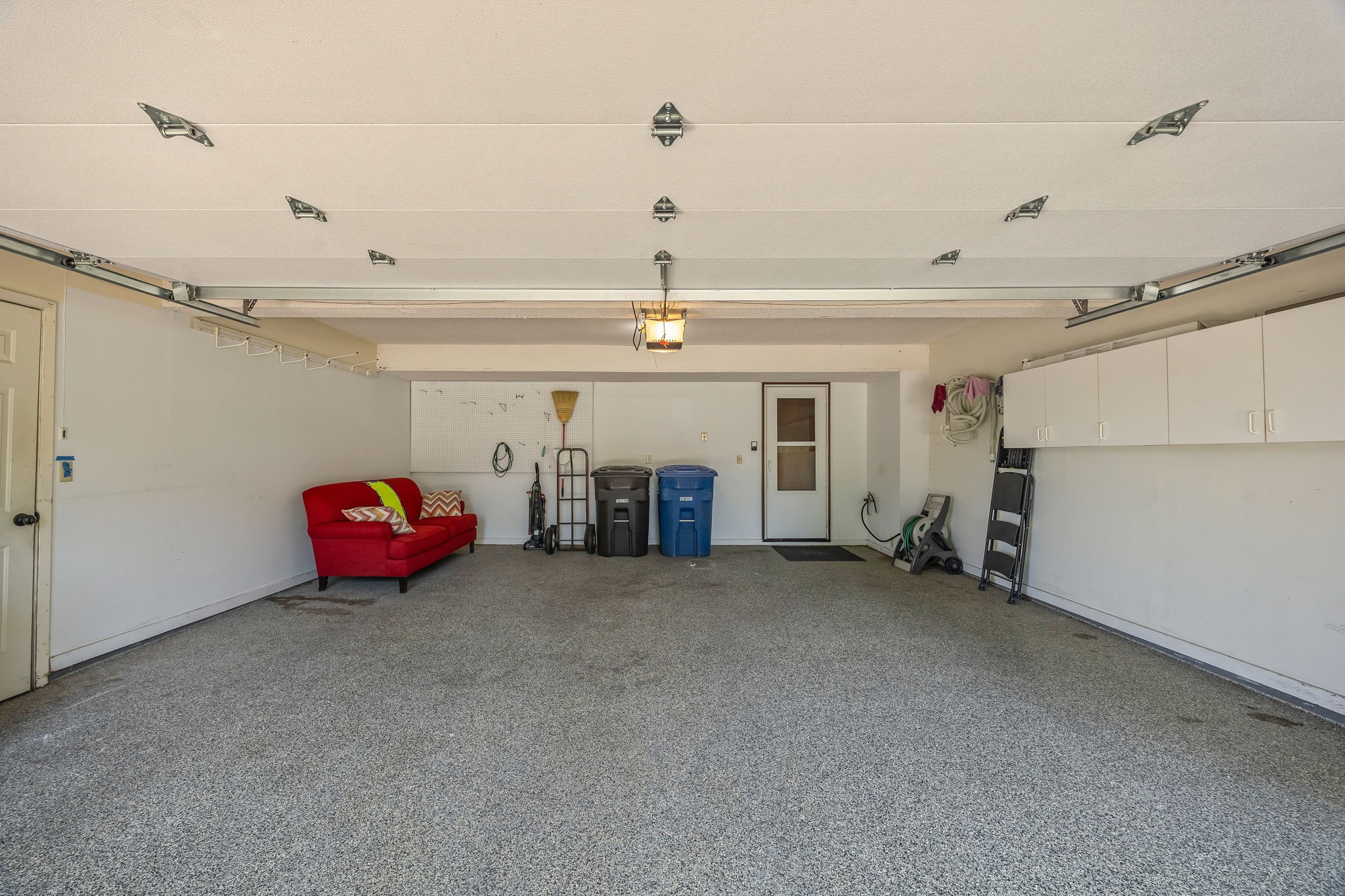 2611 Thornton Avenue Property Photo 32