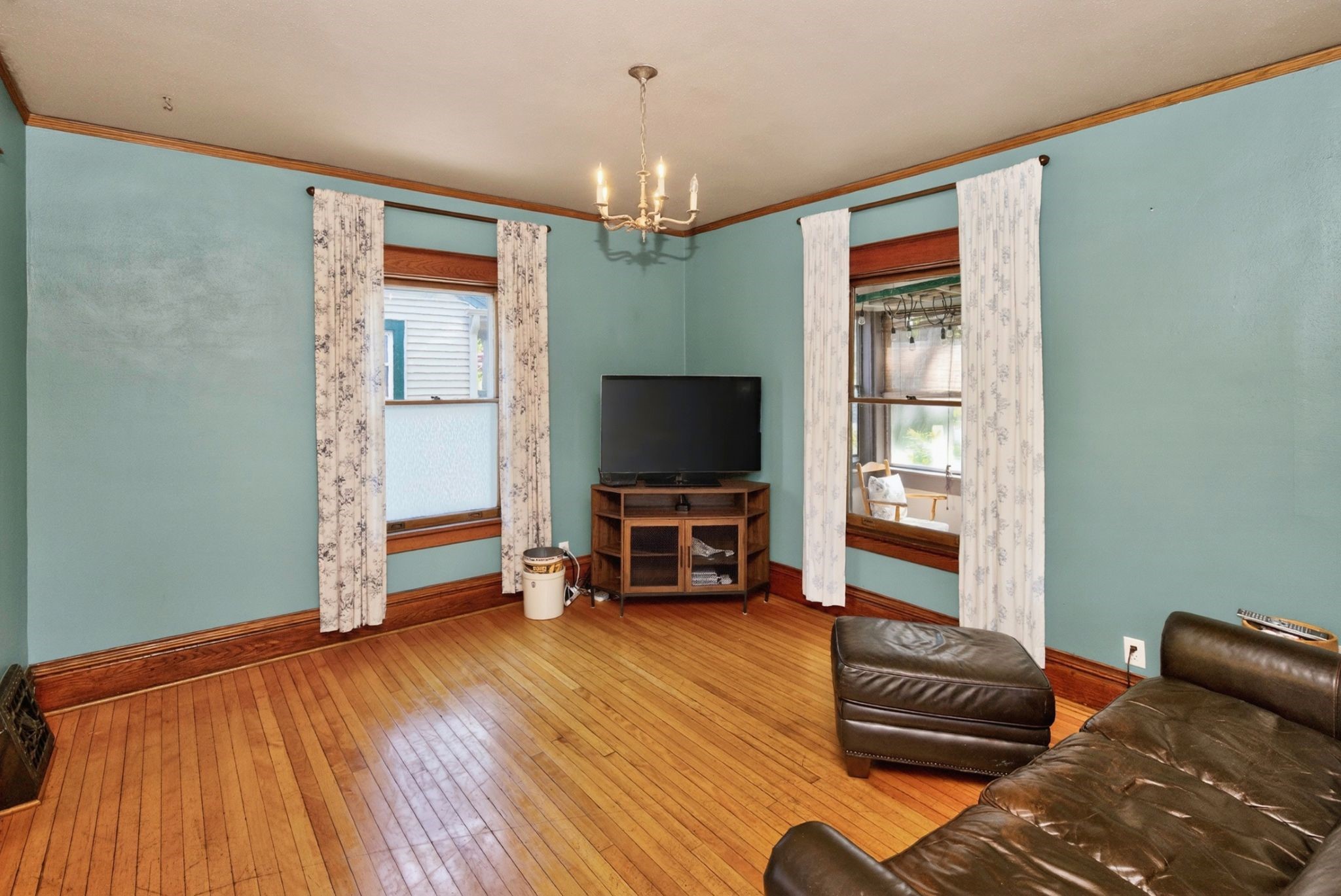 918 39th Street Property Photo 8