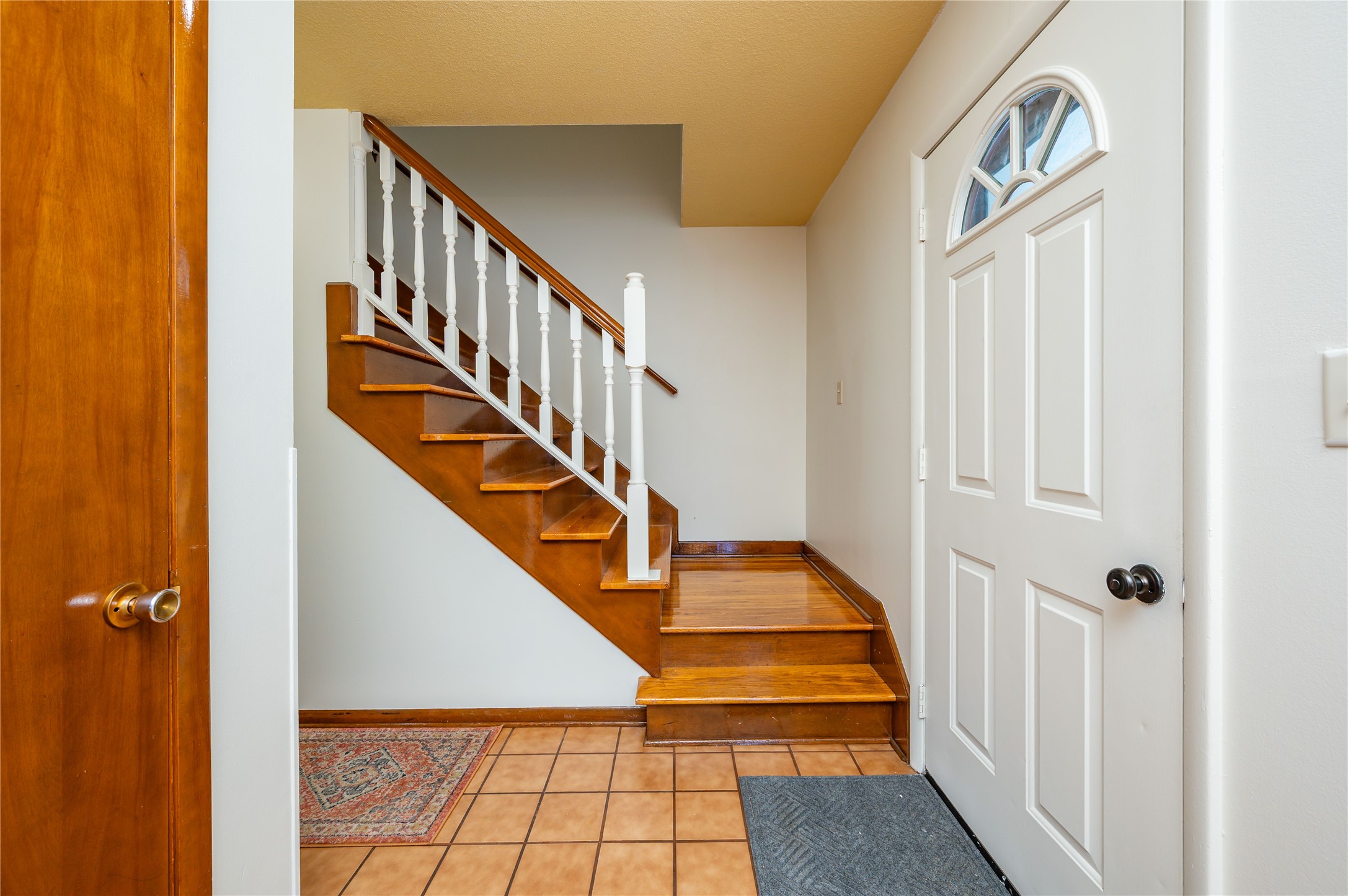 8505 Ridgemont Drive Property Photo 2
