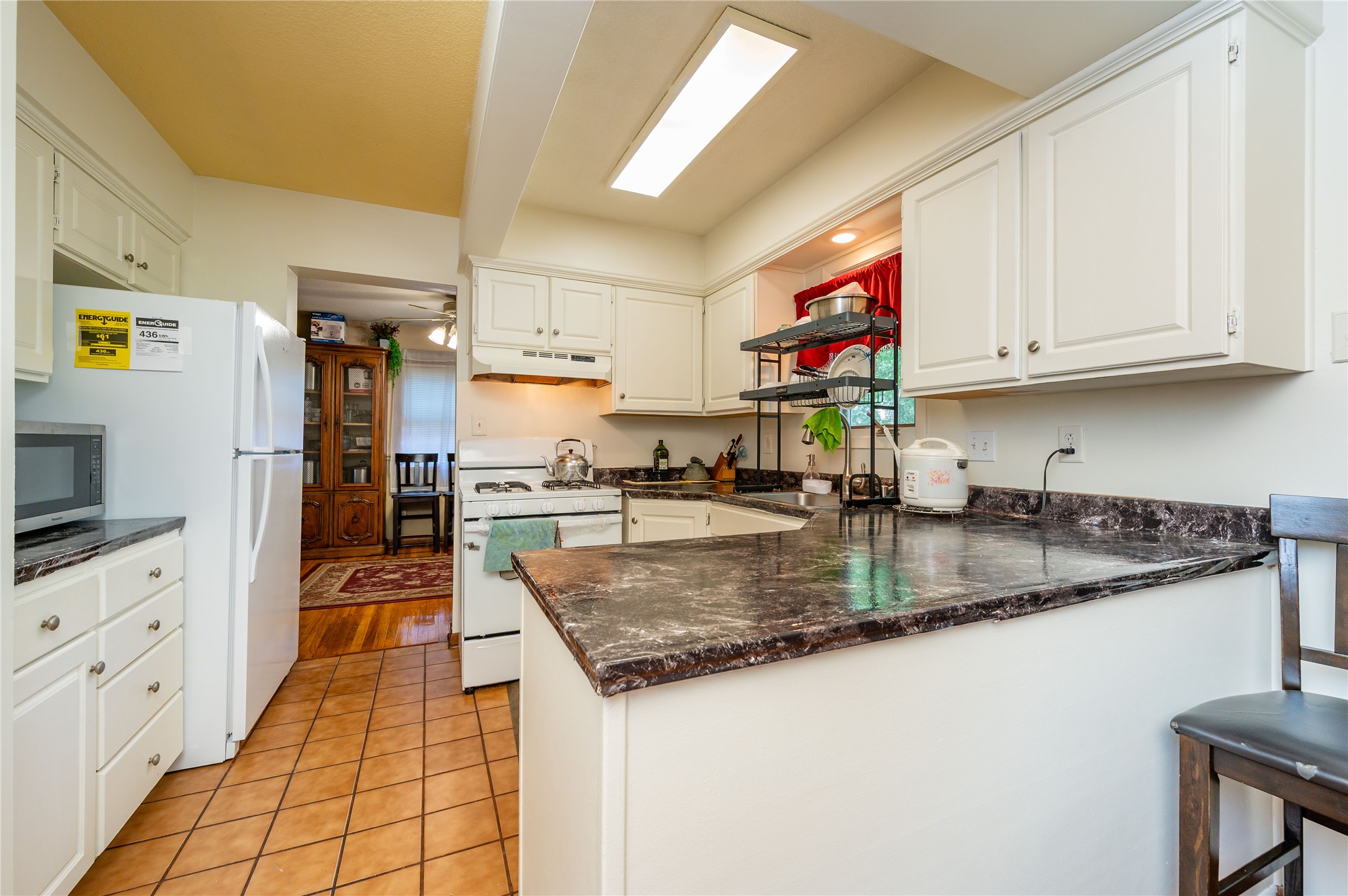 8505 Ridgemont Drive Property Photo 4