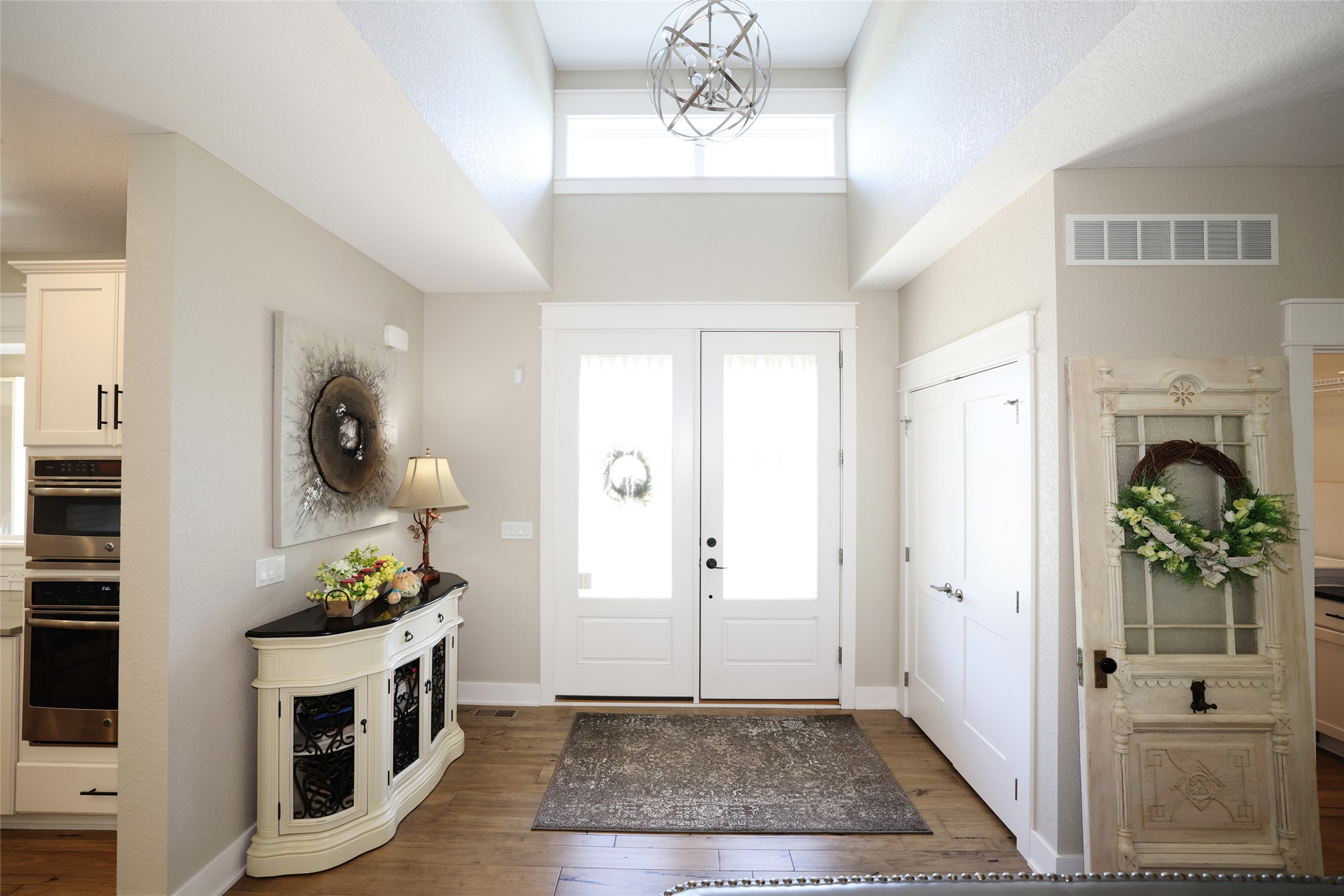 1457 Nakota Place Property Photo 5