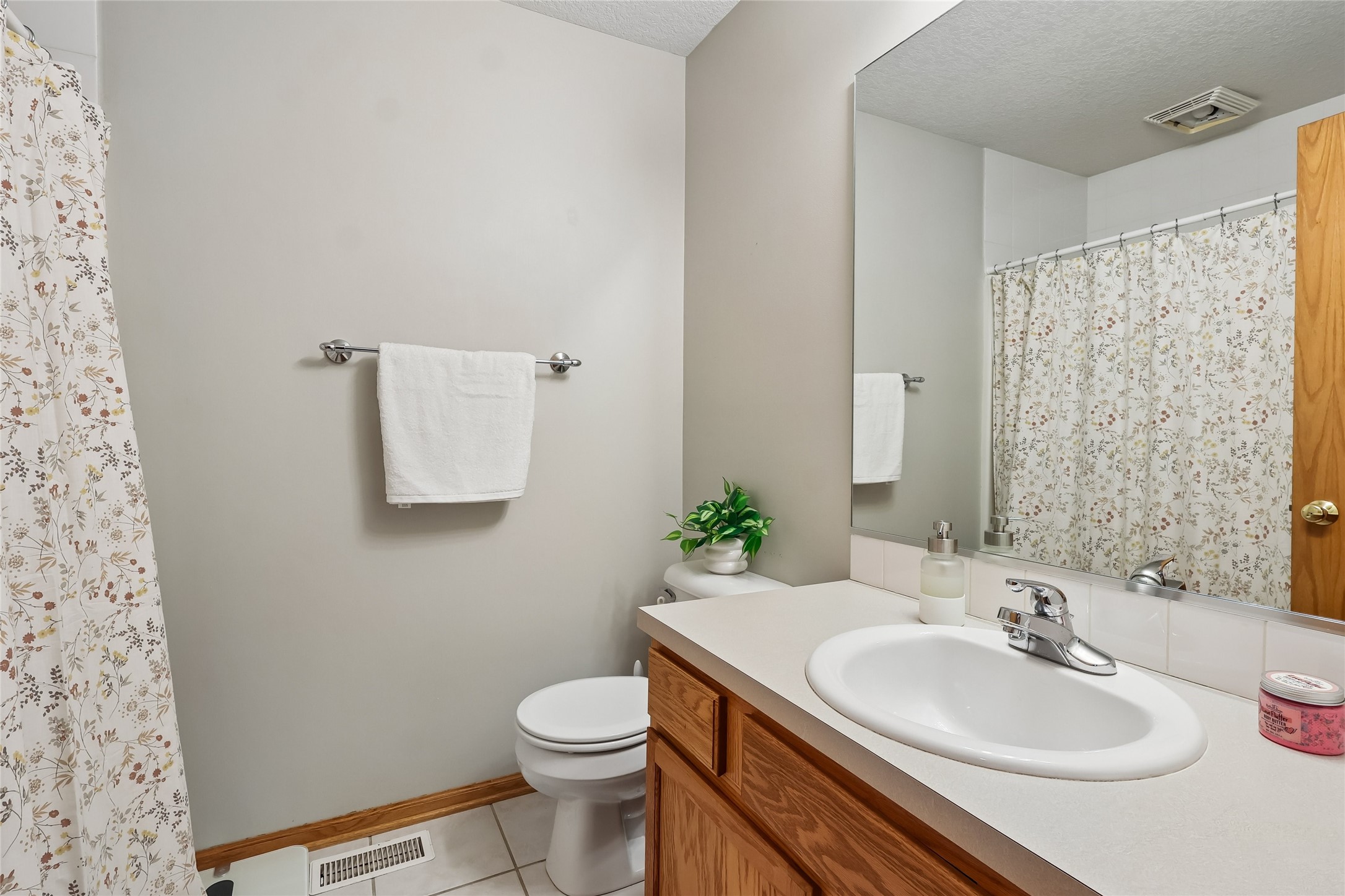 900 67th Street 301 Property Photo 14