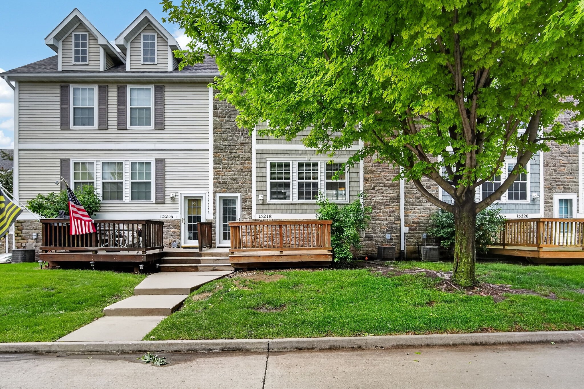 15218 Greenbelt Drive Property Photo 1