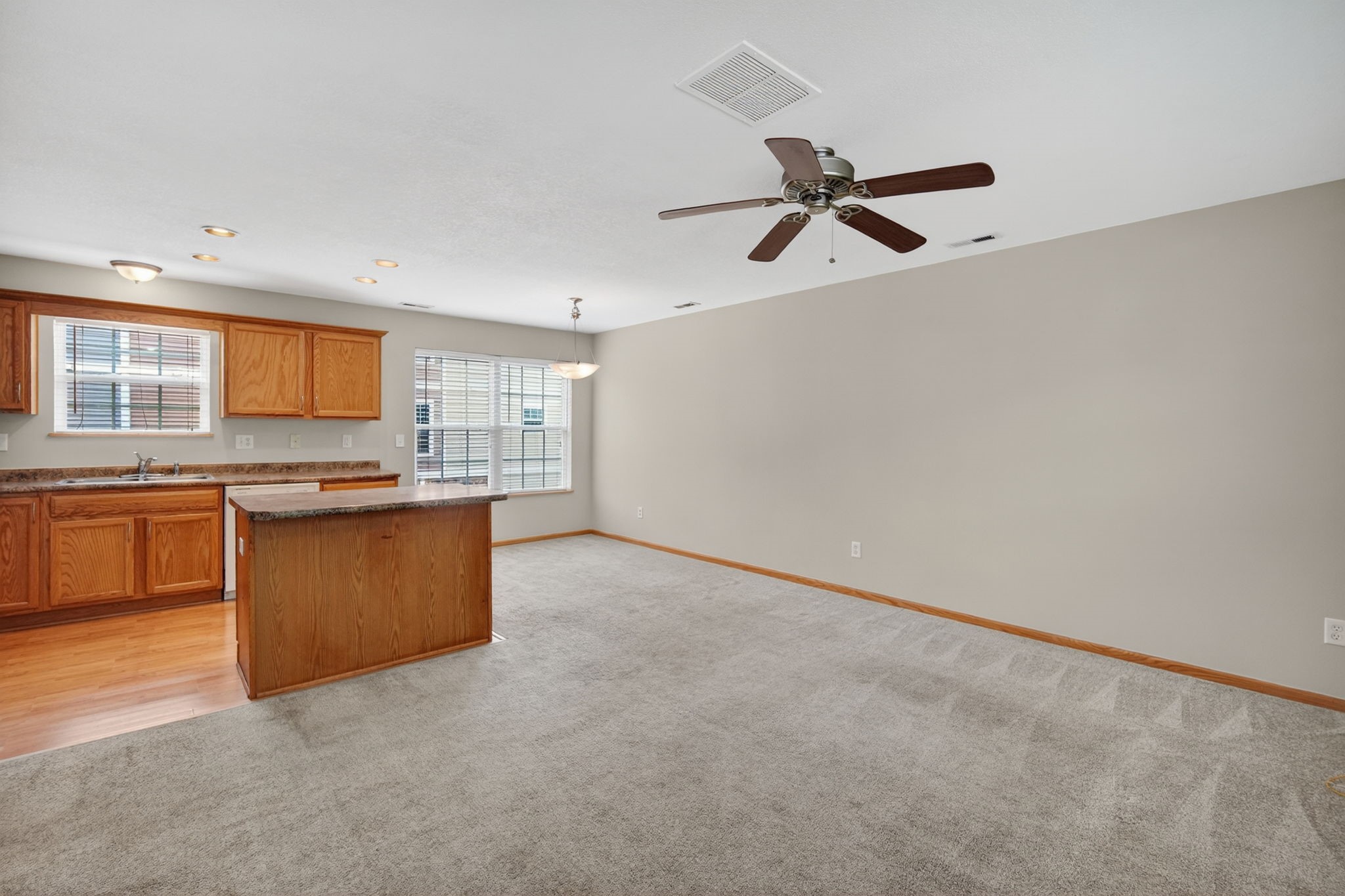 15218 Greenbelt Drive Property Photo 8
