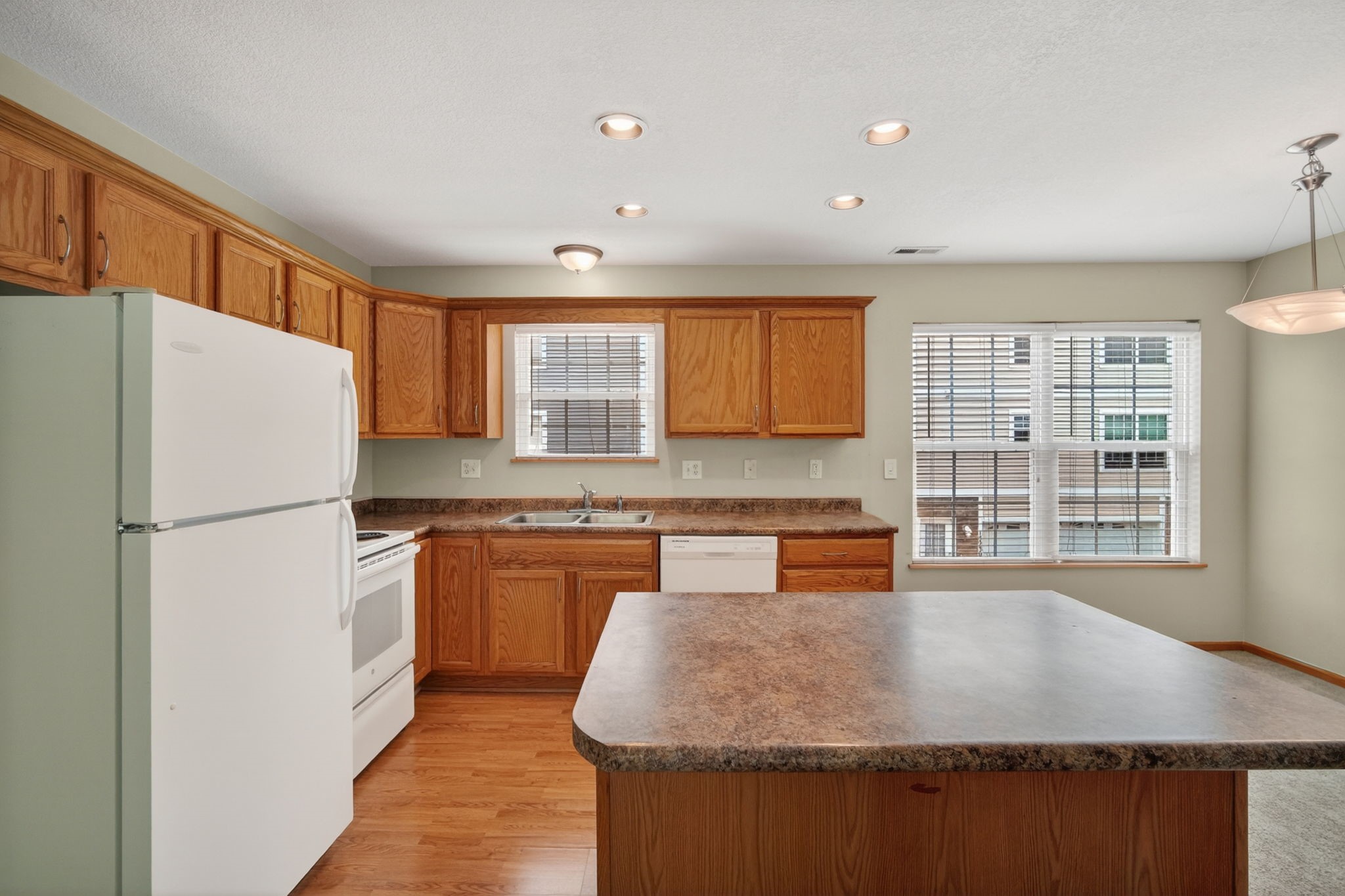 15218 Greenbelt Drive Property Photo 13