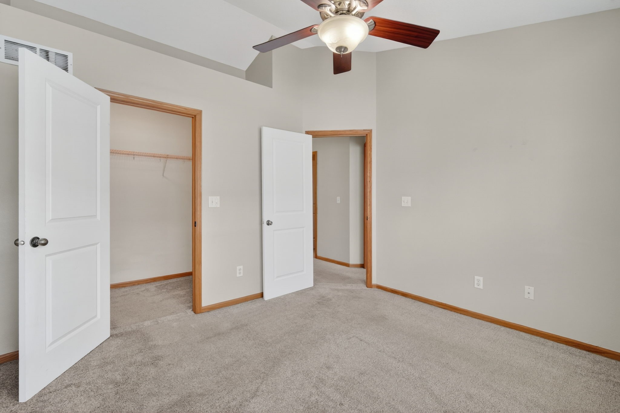 15218 Greenbelt Drive Property Photo 21