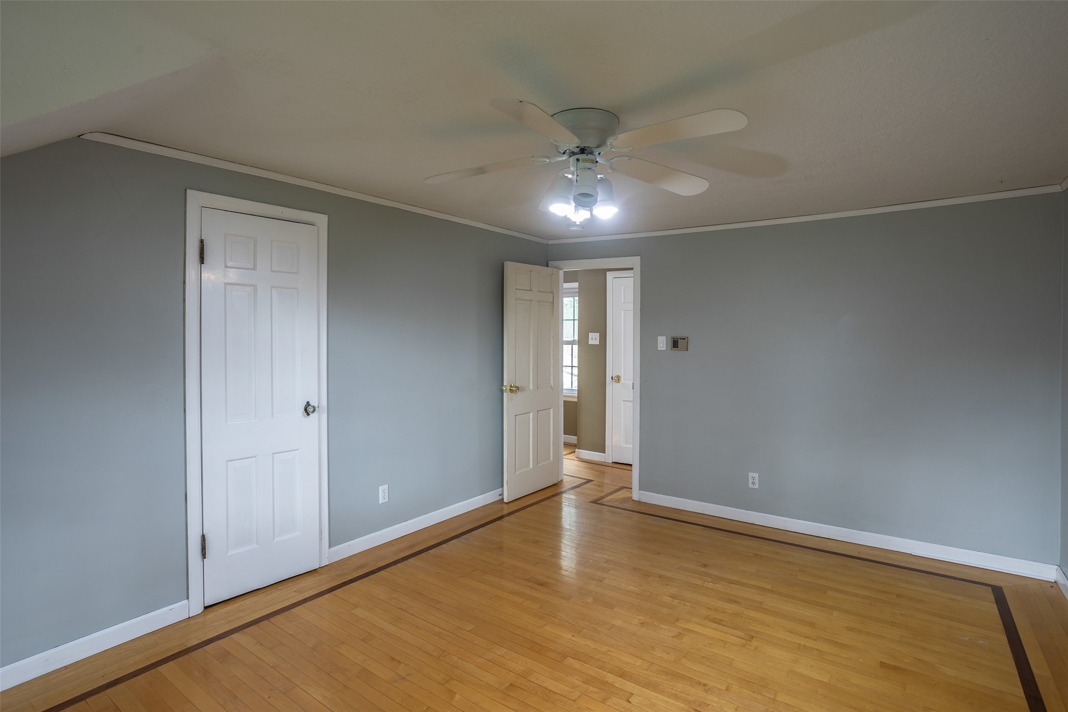 435 61st Street Property Photo 17