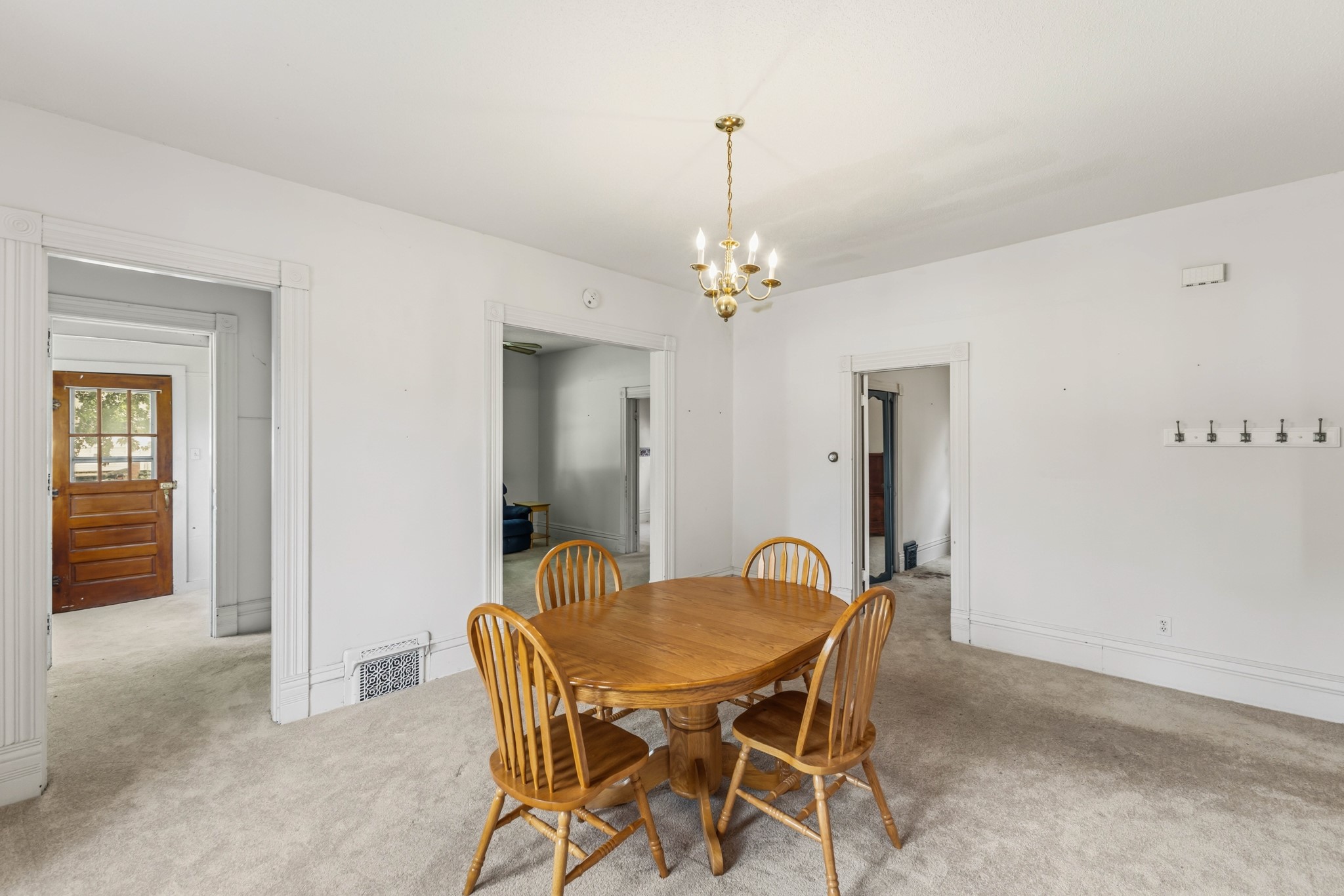 129 Linn Street Property Photo 15