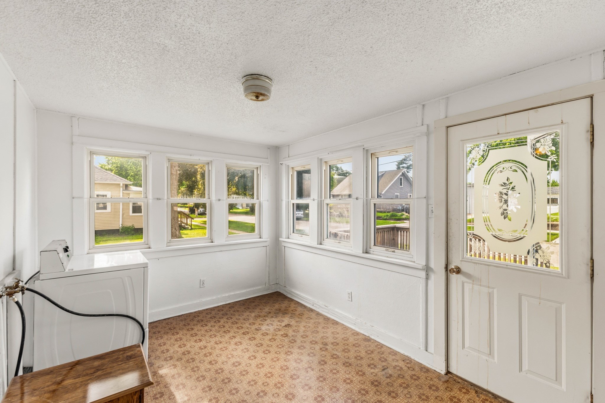 129 Linn Street Property Photo 26