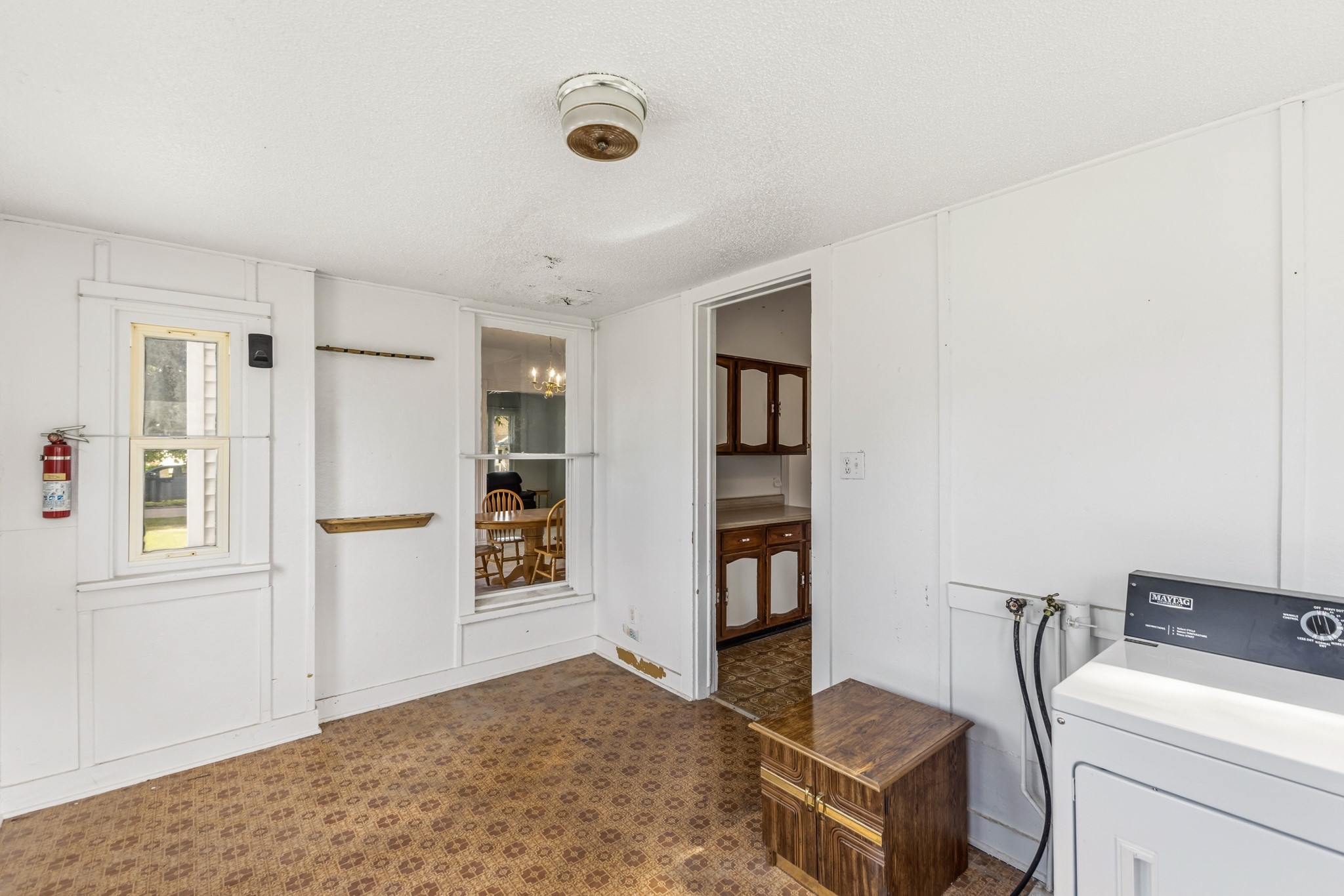 129 Linn Street Property Photo 27