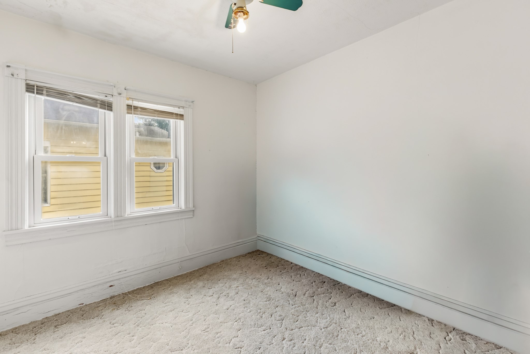 129 Linn Street Property Photo 28