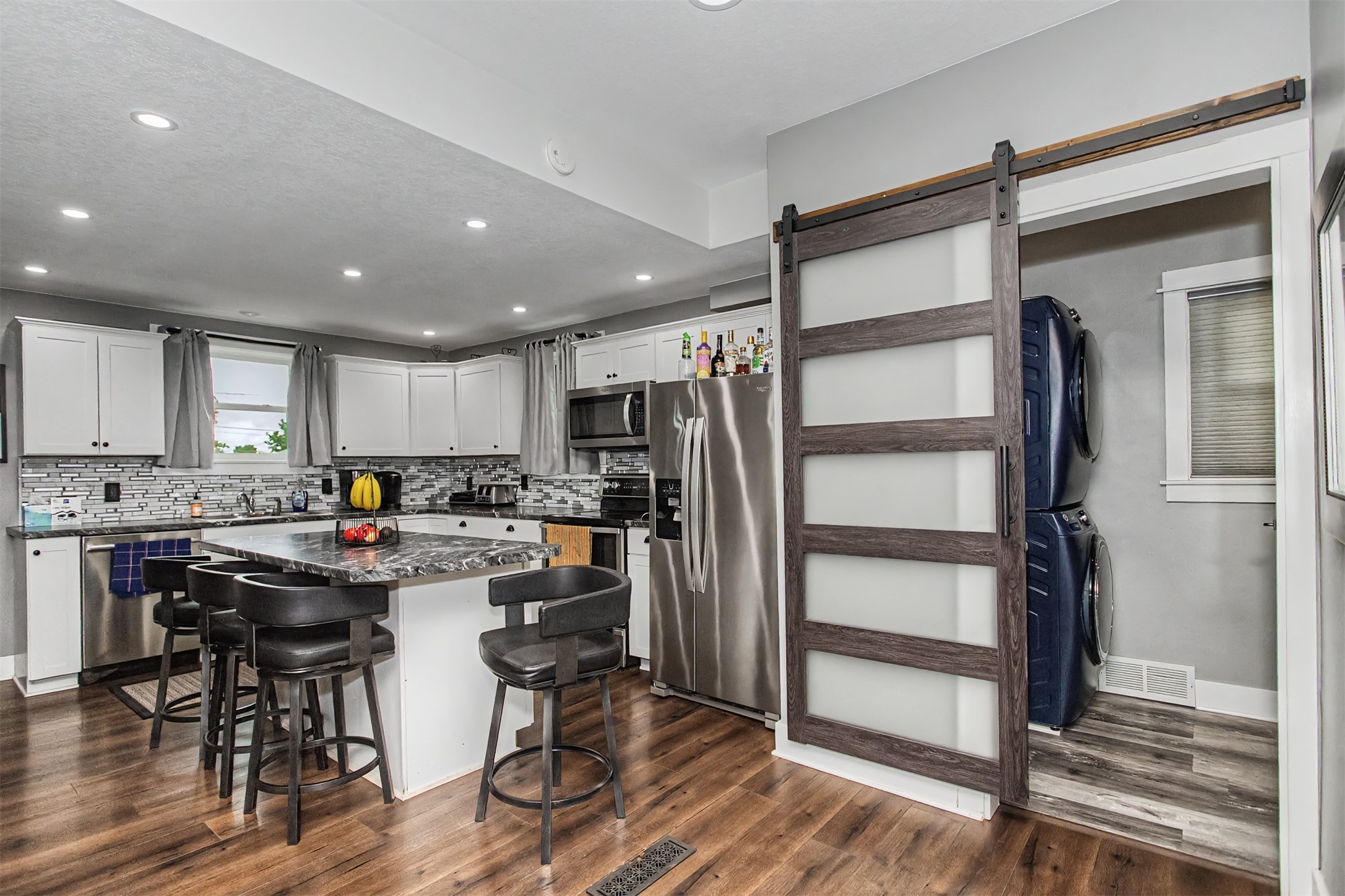 305 Monona Street Property Photo 14