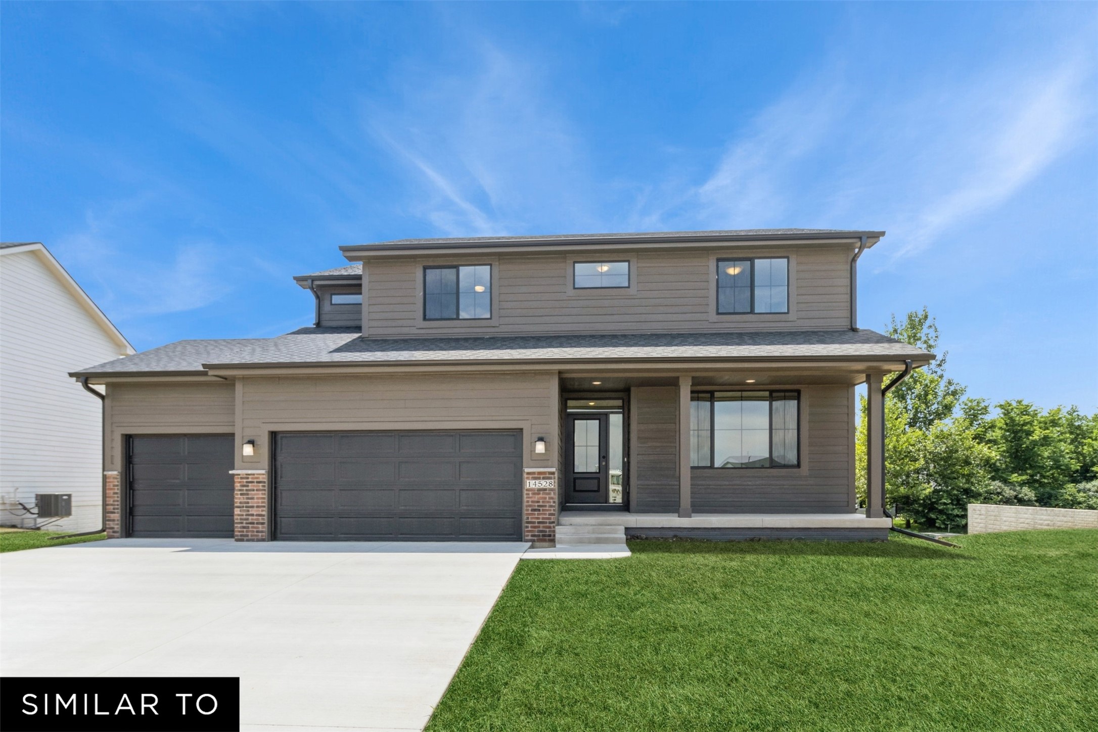 1120 Mulberry Drive NW Property Photo 1