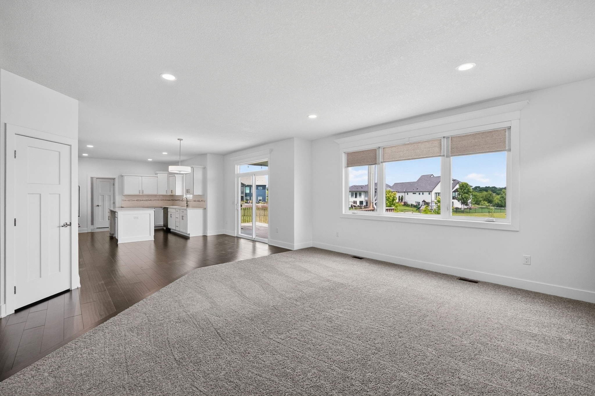 3667 Nw 165th Street Property Photo 5