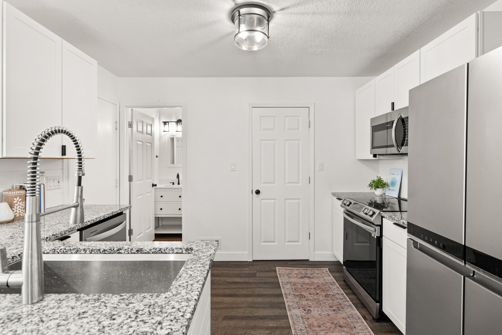 2247 Grand Avenue 7 Property Photo 10